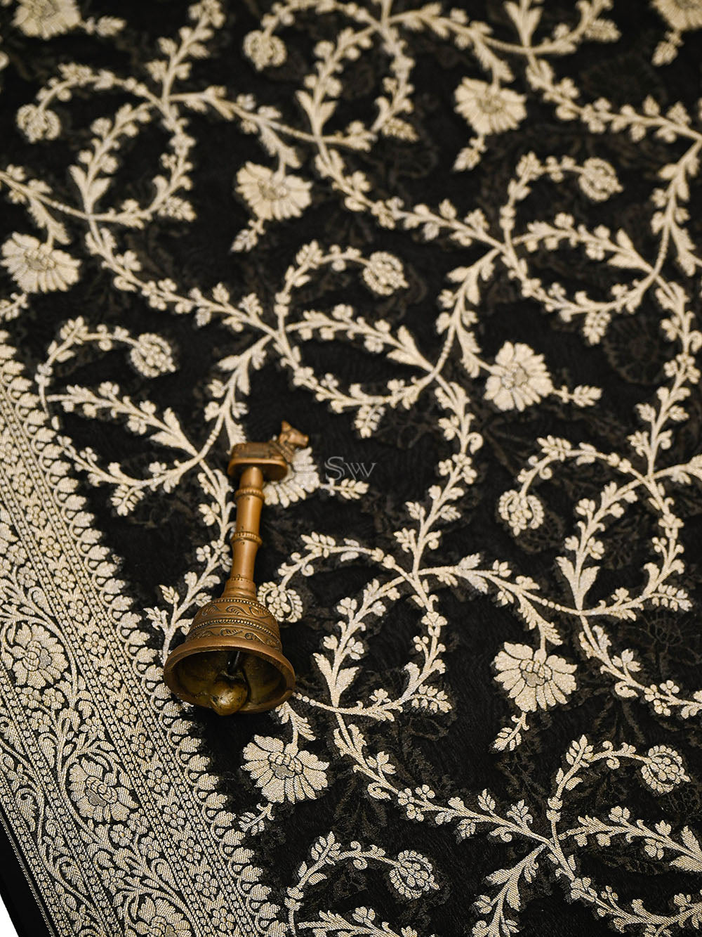 Black Floral Jaal Khaddi Georgette Handloom Banarasi Saree - Sacred Weaves
