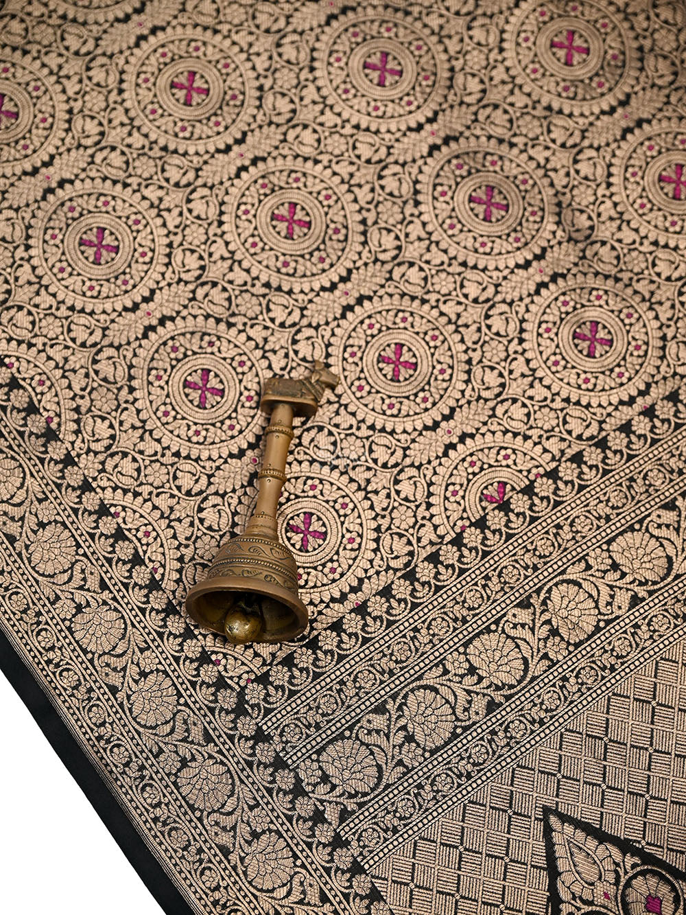 Black Meenakari Silk Zari Brocade Handloom Banarasi Saree - Sacred Weaves