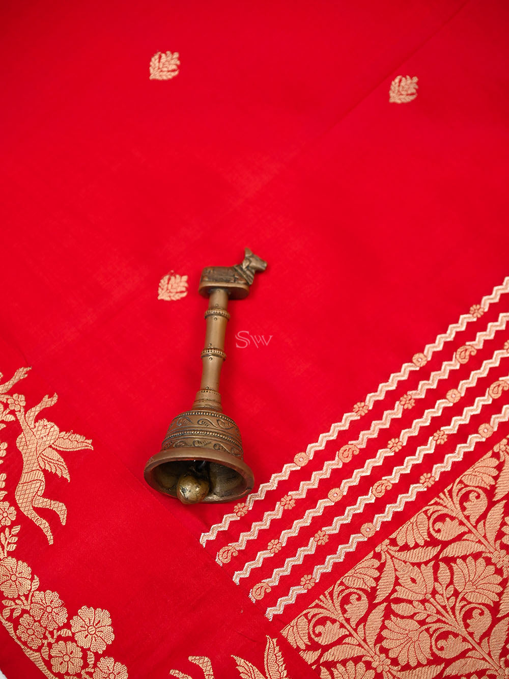 Red Gold Floral Booti Pure Handloom Banarasi Soft Silk Saree - Sacred Weaves