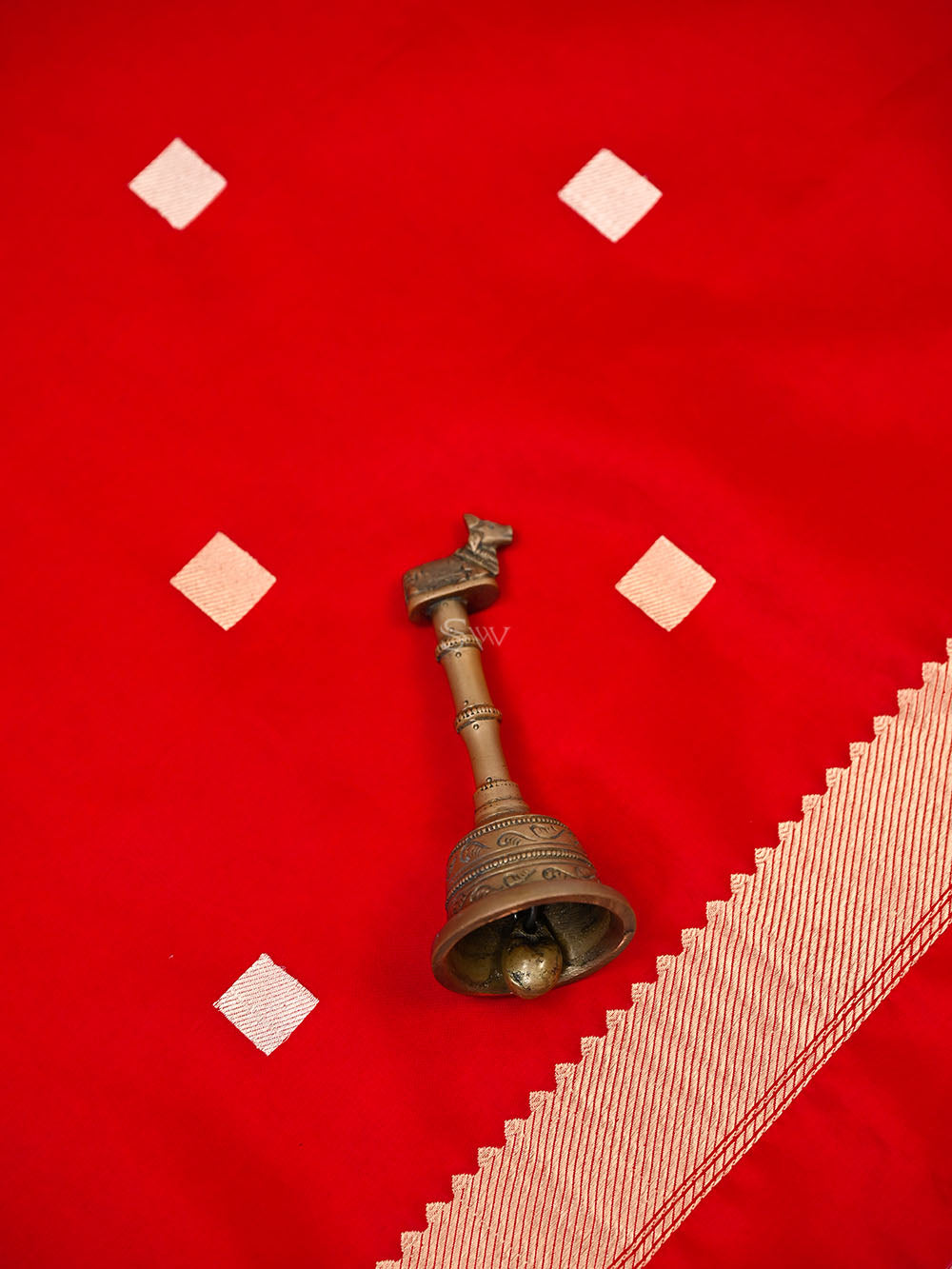 Red Sona Roopa Booti Katan Silk Handloom Banarasi Suit - Sacred Weaves