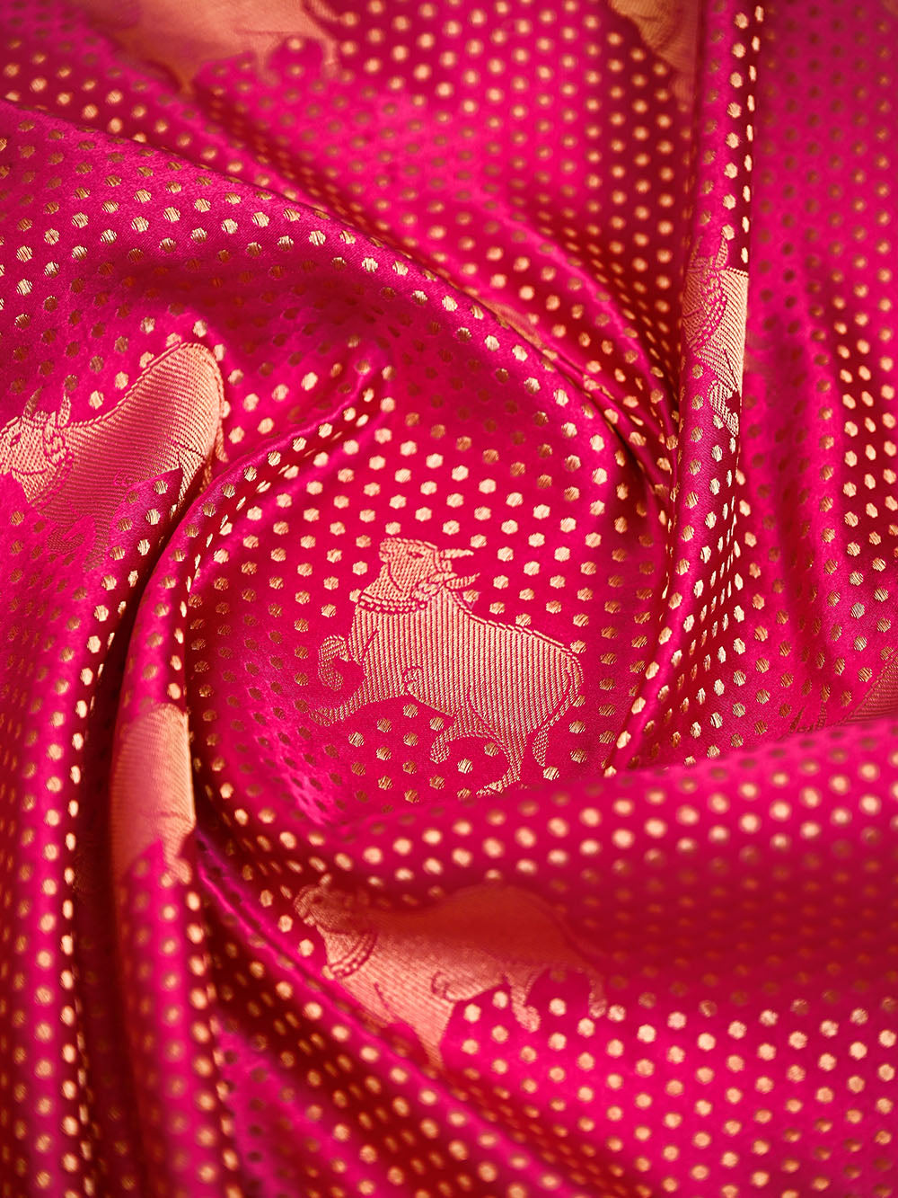 Magenta Shikargah Brocade Satin Silk Handloom Banarasi Saree - Sacred Weaves