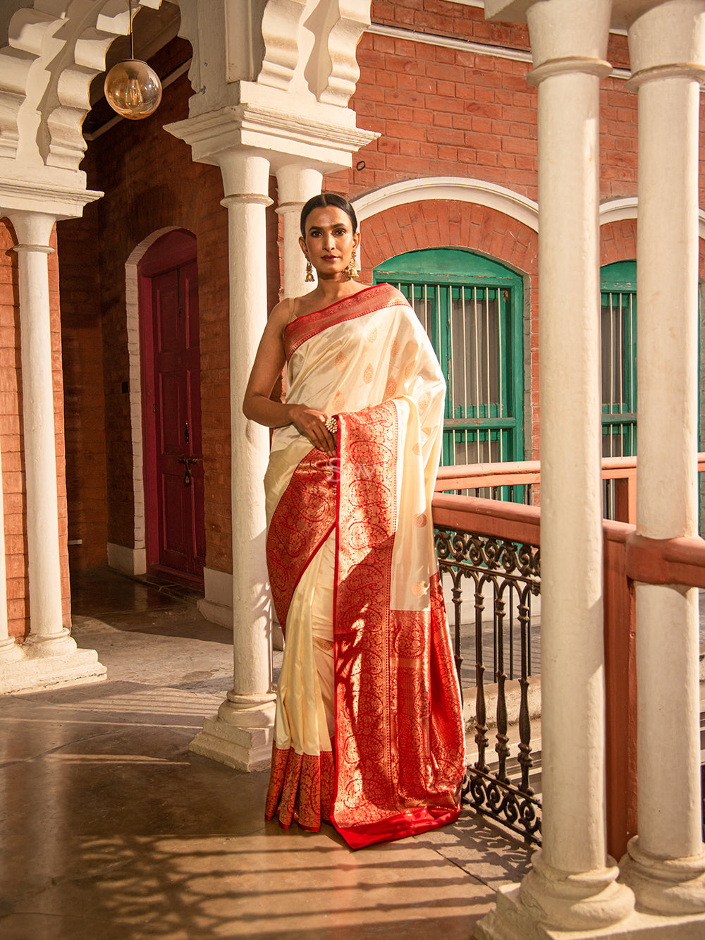 Off-white Boota Katan Silk Handloom Banarasi Saree - Sacred Weaves