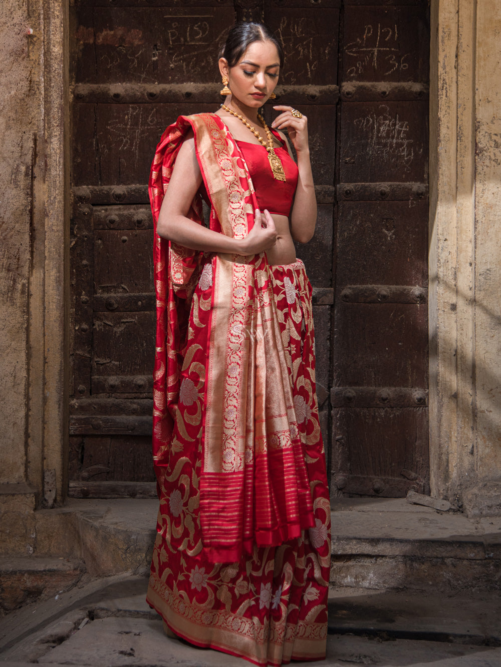 Red Jaal Katan Silk Handloom Banarasi Saree - Sacred Weaves