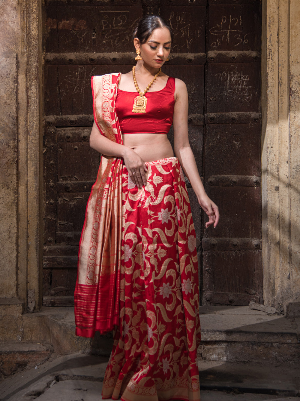 Red Jaal Katan Silk Handloom Banarasi Saree - Sacred Weaves