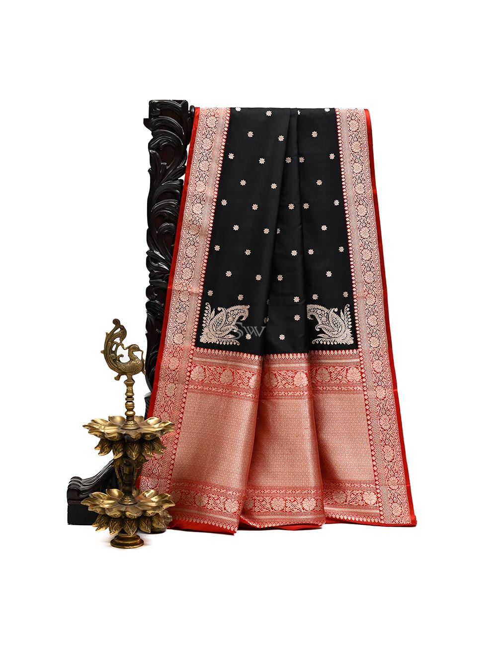 Black Konia Booti Katan Silk Handloom Banarasi Saree - Sacred Weaves