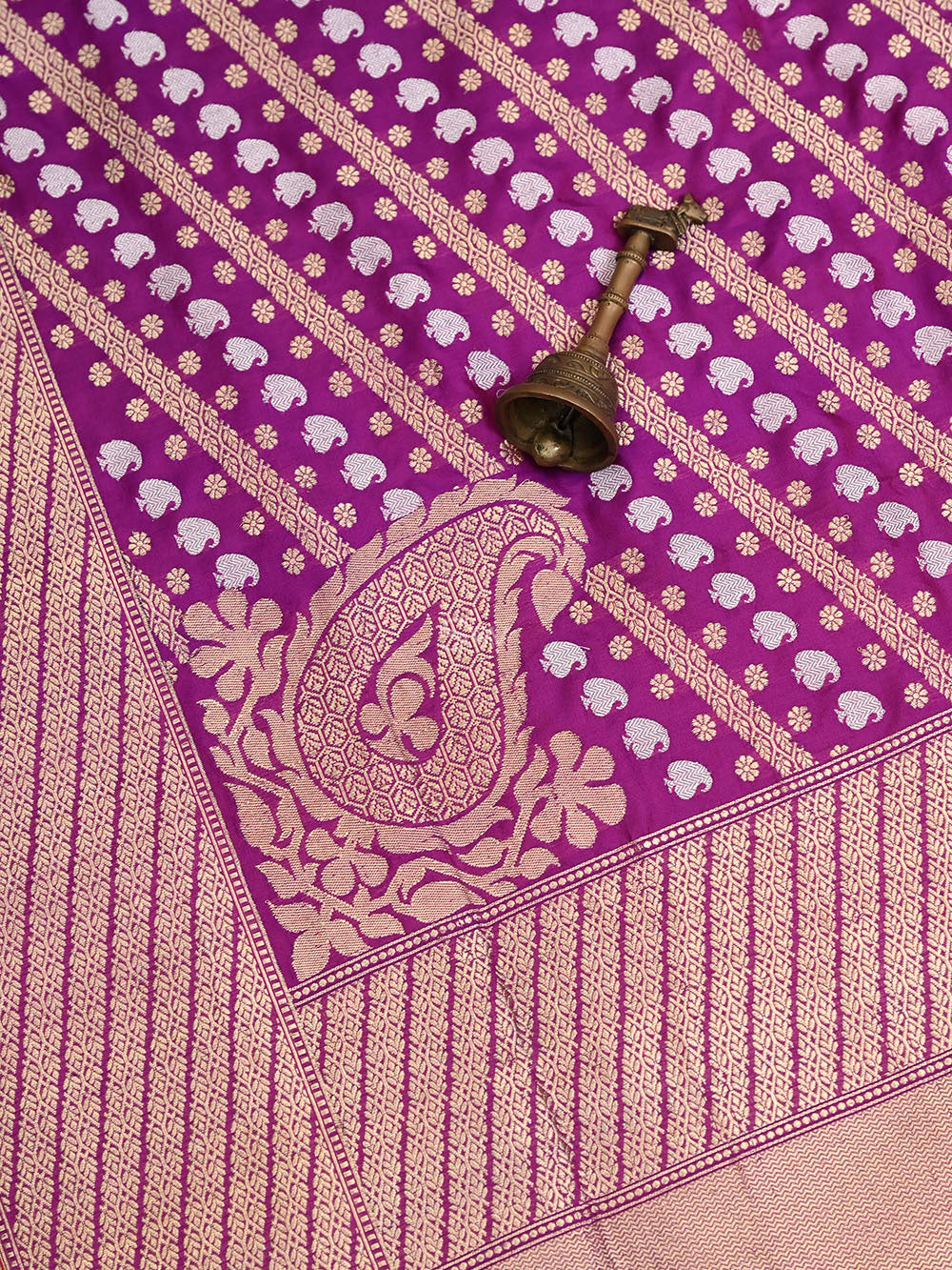 Dark Magenta Katan Silk Handloom Banarasi Saree - Sacred Weaves
