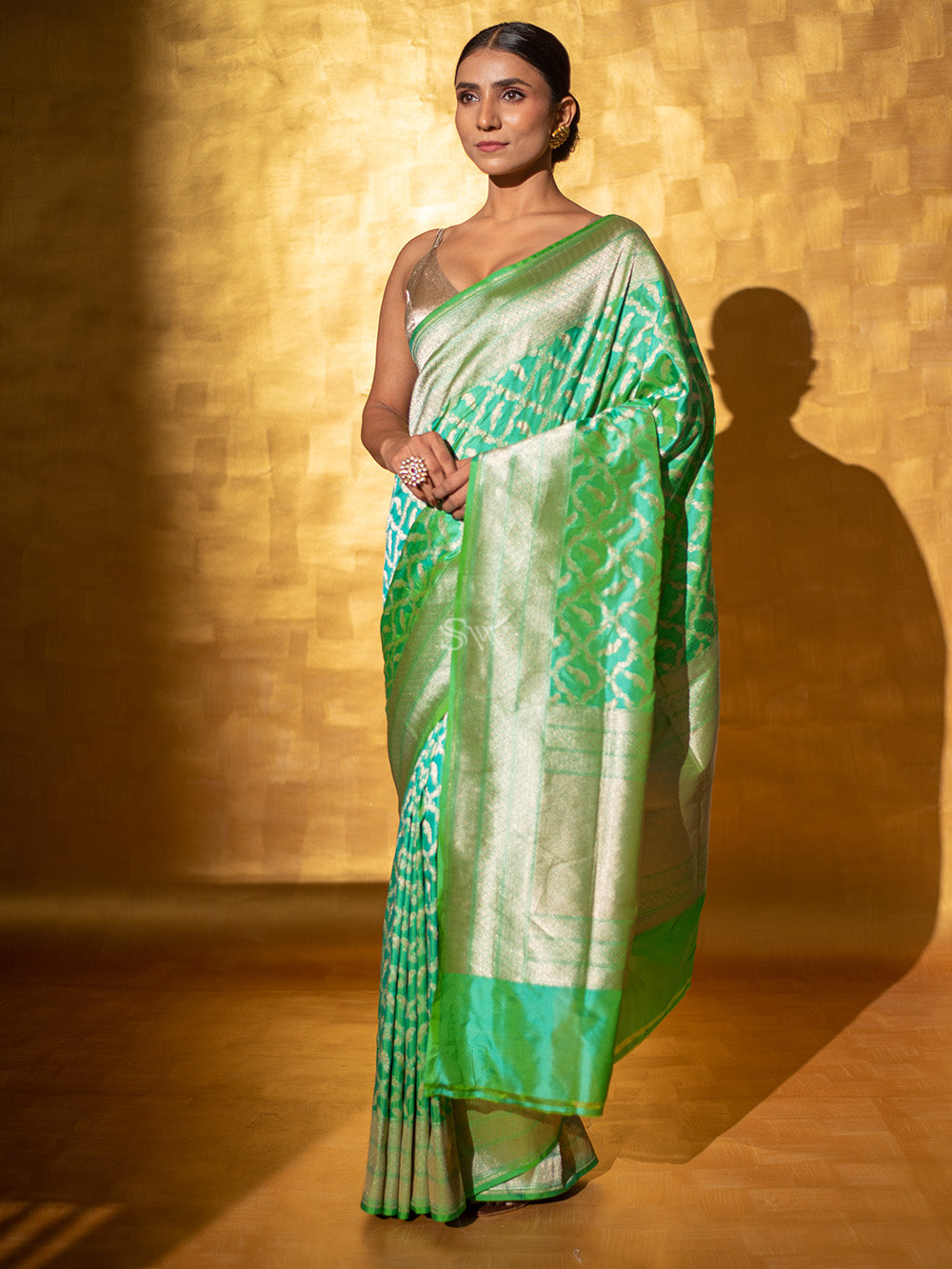 Sea Green Shikargah Katan Silk Handloom Banarasi Saree - Sacred Weaves