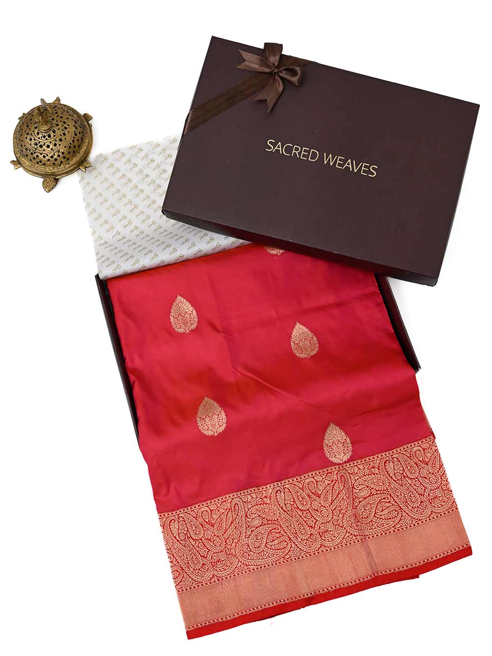 Pink Red Boota Katan Silk Handloom Banarasi Saree - Sacred Weaves