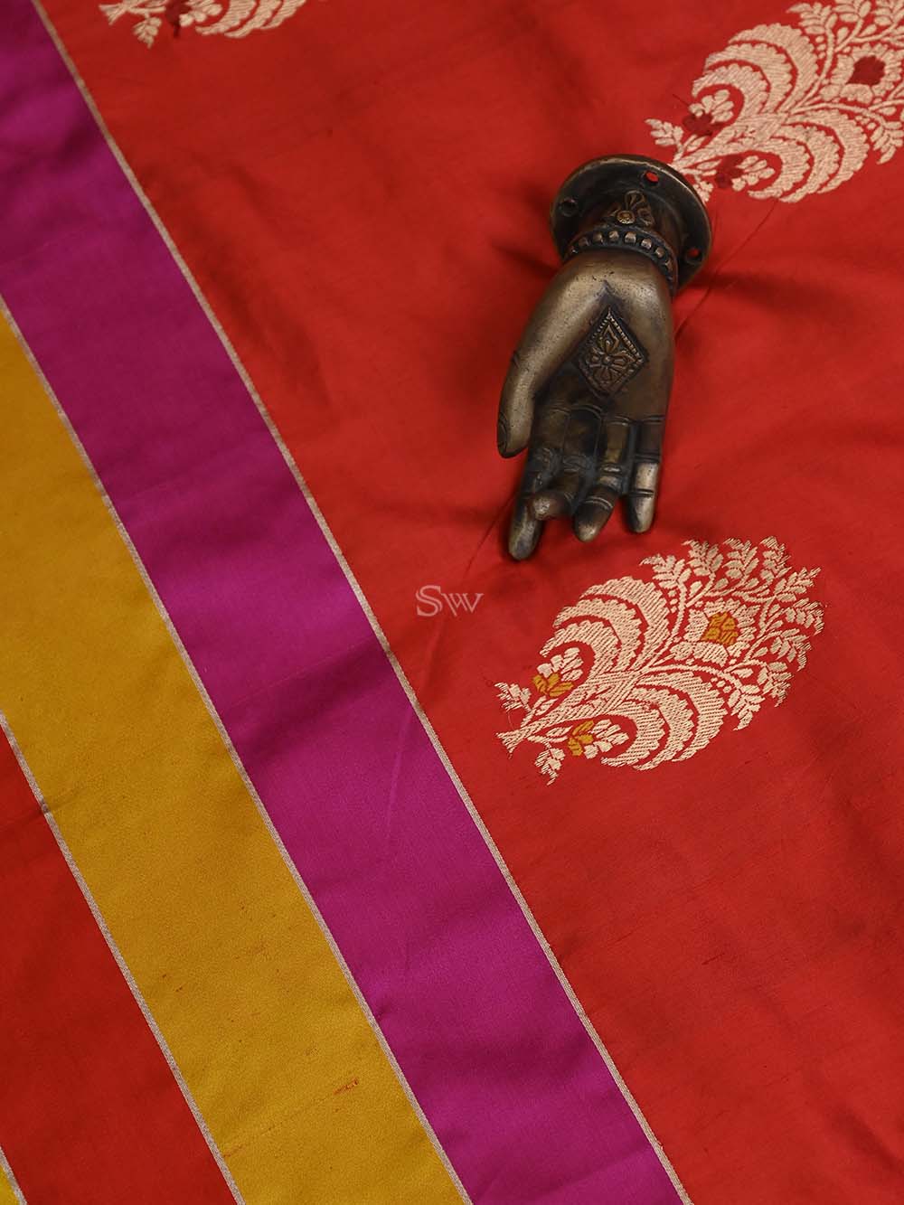 Red Meenakari Boota Katan Silk Handloom Banarasi Saree - Sacred Weaves
