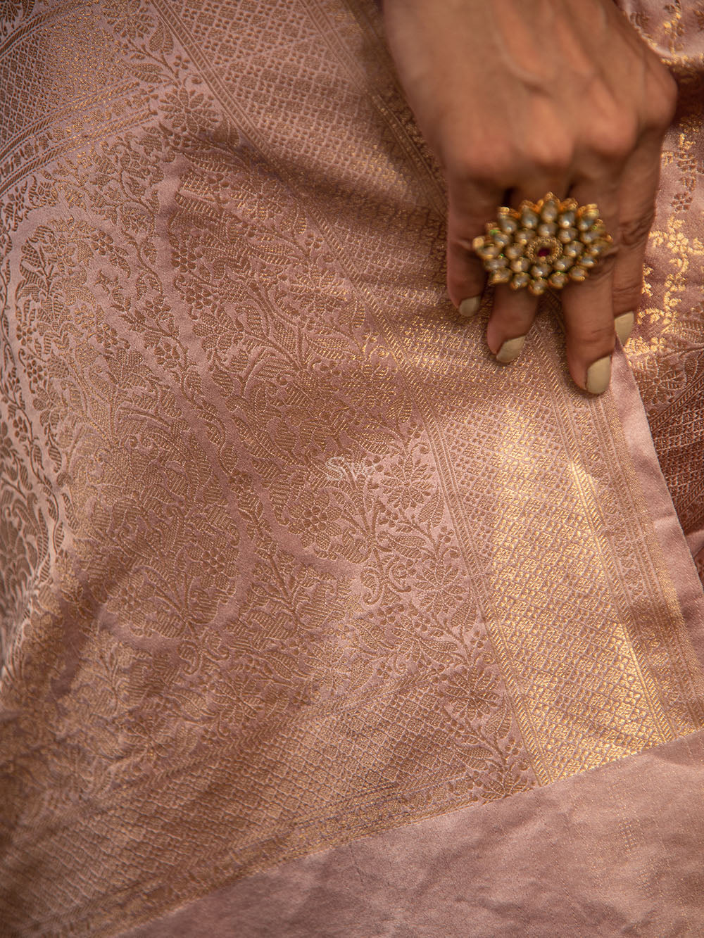Pastel Mauve Pink Jaal Satin Brocade Handloom Banarasi Saree - Sacred Weaves