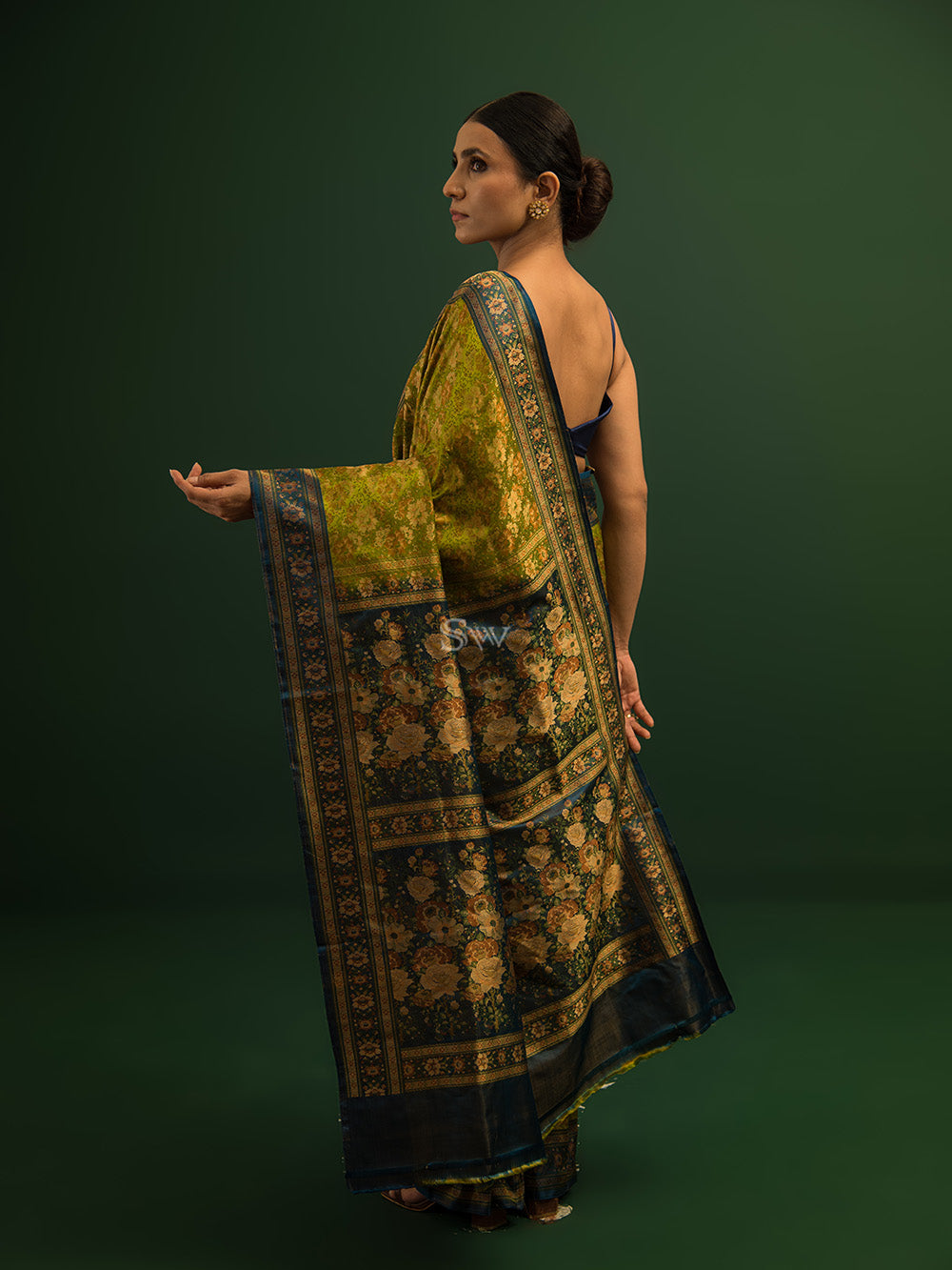 Parrot Green Tanchoi Silk Handloom Banarasi Saree - Sacred Weaves
