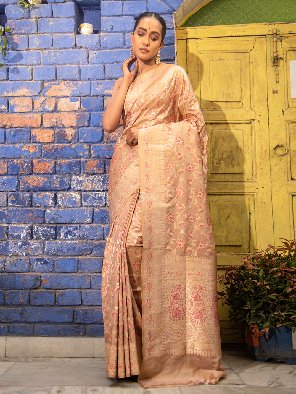 Radiant Pastel Peach Colored Partywear Digital Printed Organza Saree
