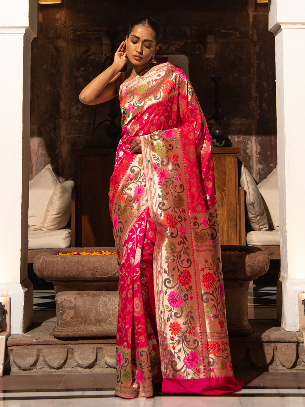 Digital Printed Chiffon Saree in Pink : SSF18608