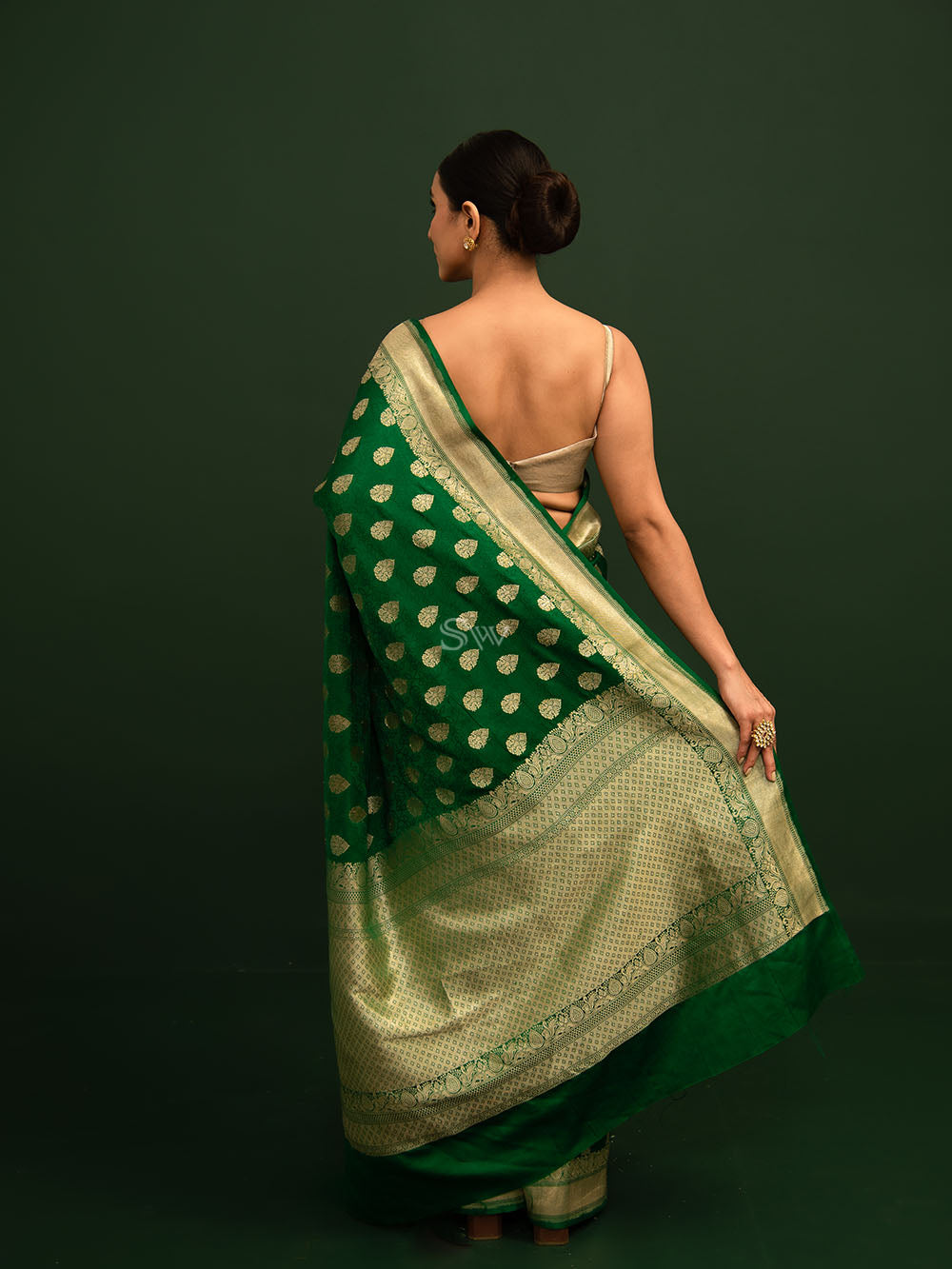 Green Mashru Satin Silk Handloom Banarasi Saree - Sacred Weaves