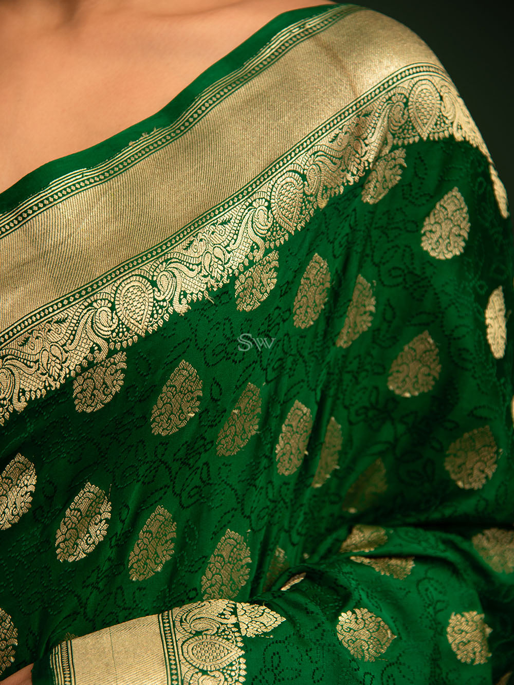 Green Mashru Satin Silk Handloom Banarasi Saree - Sacred Weaves