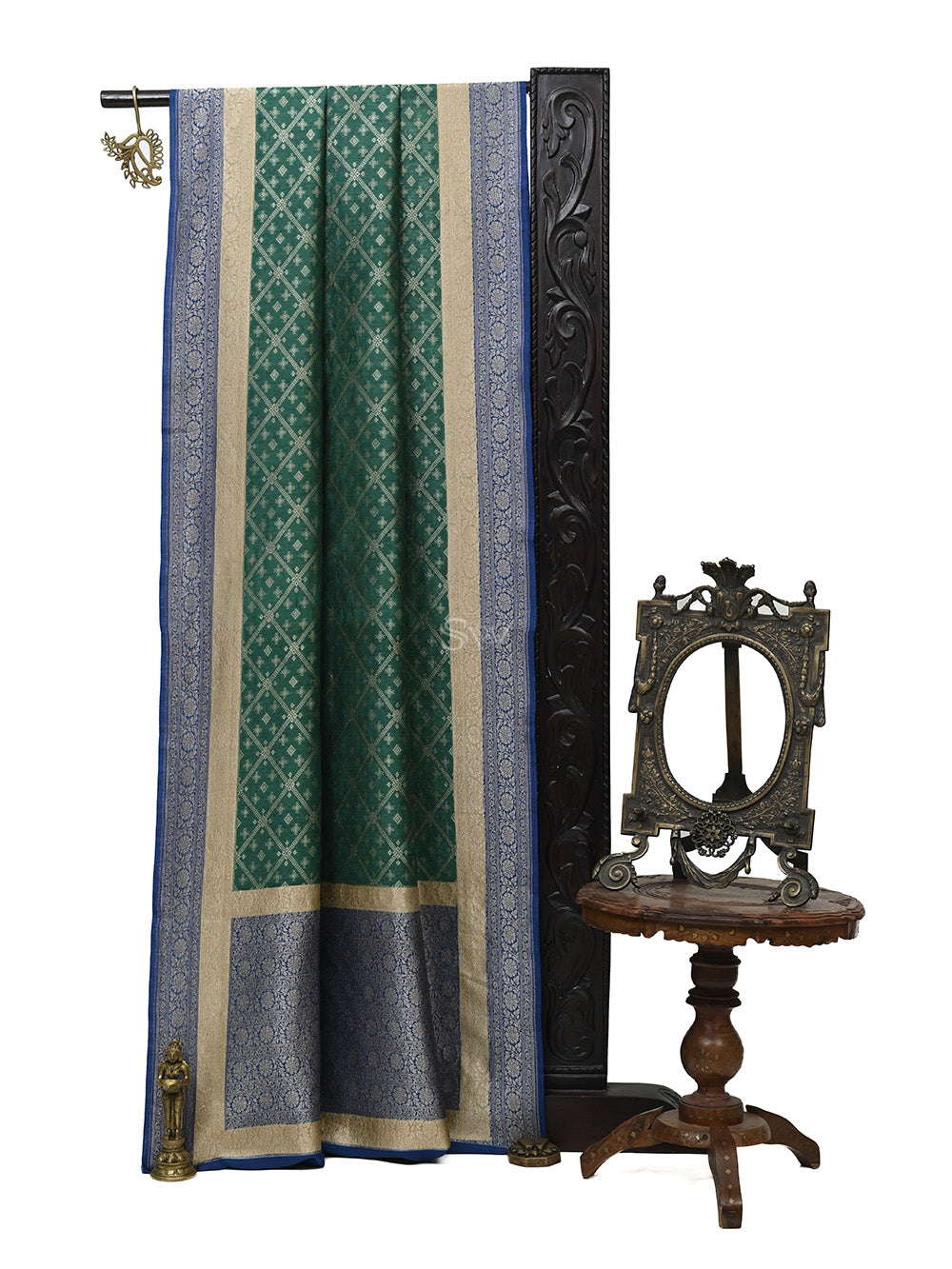 Dark Green Jaal Moonga Silk Handloom Banarasi Saree - Sacred Weaves