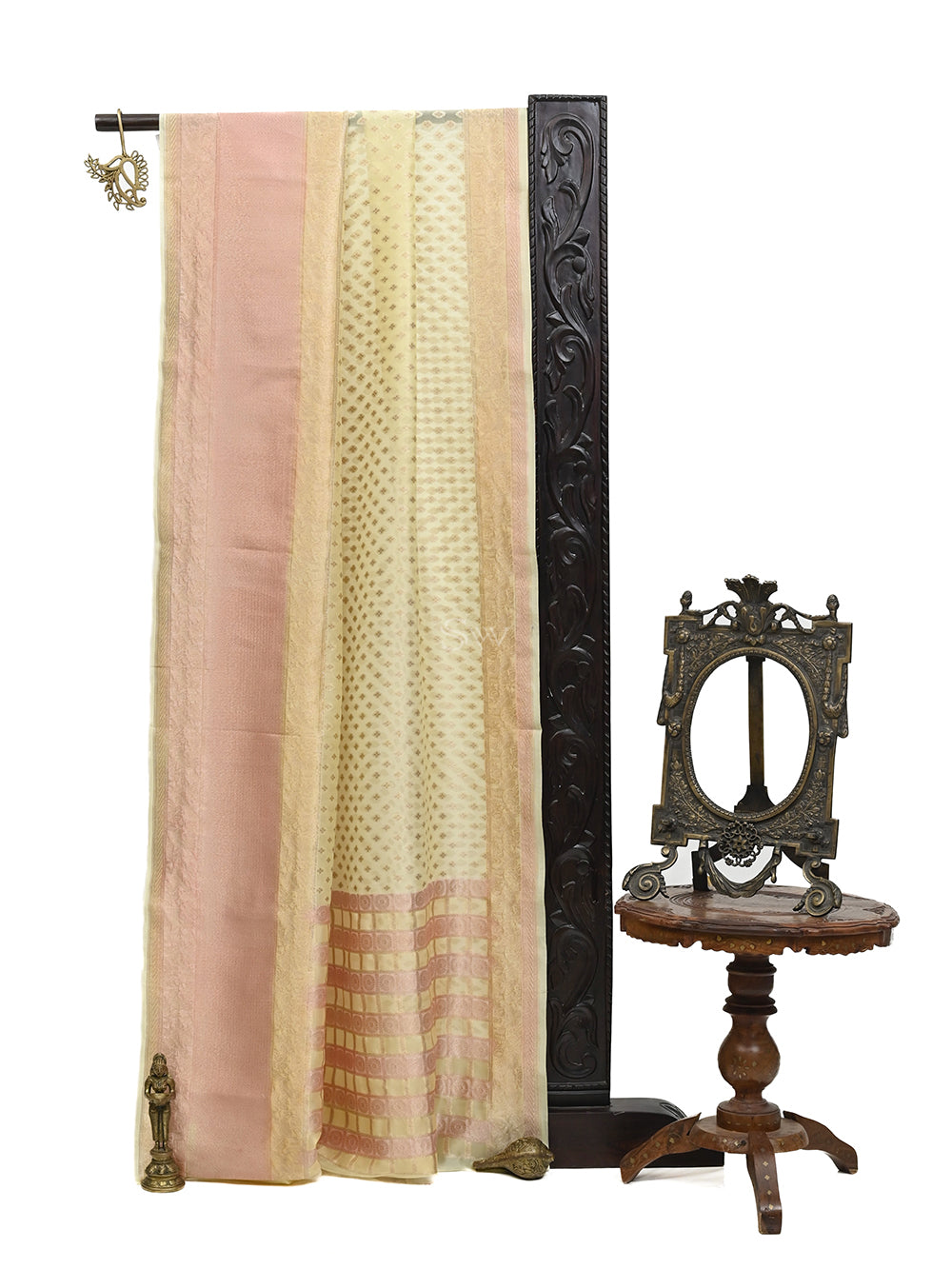 Pastel Yellow Booti Organza Handloom Banarasi Saree - Sacred Weaves