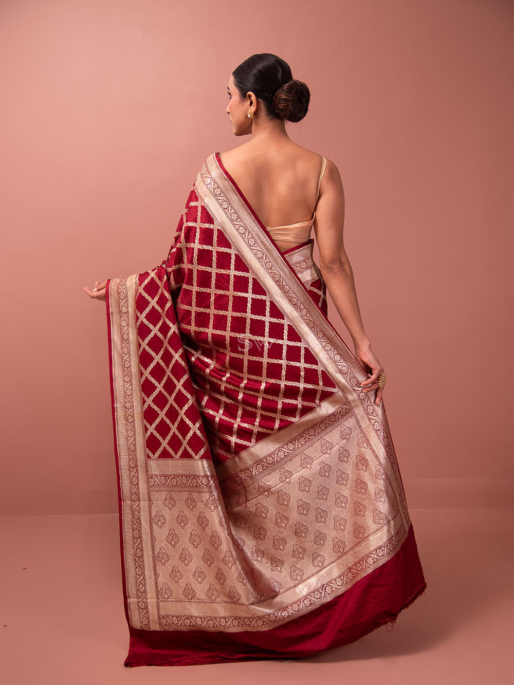 Maroon Mashru Satin Silk Handloom Banarasi Saree - Scared Weaves