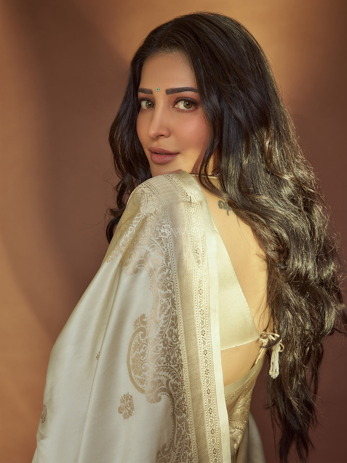 Cream Booti Satin Silk Handloom Banarasi Saree - Sacred Weaves