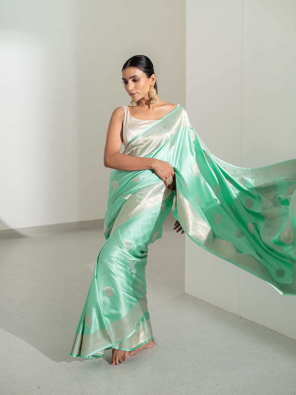 Aqua Green Boota Satin Silk Handloom Banarasi Saree - Sacred Weaves