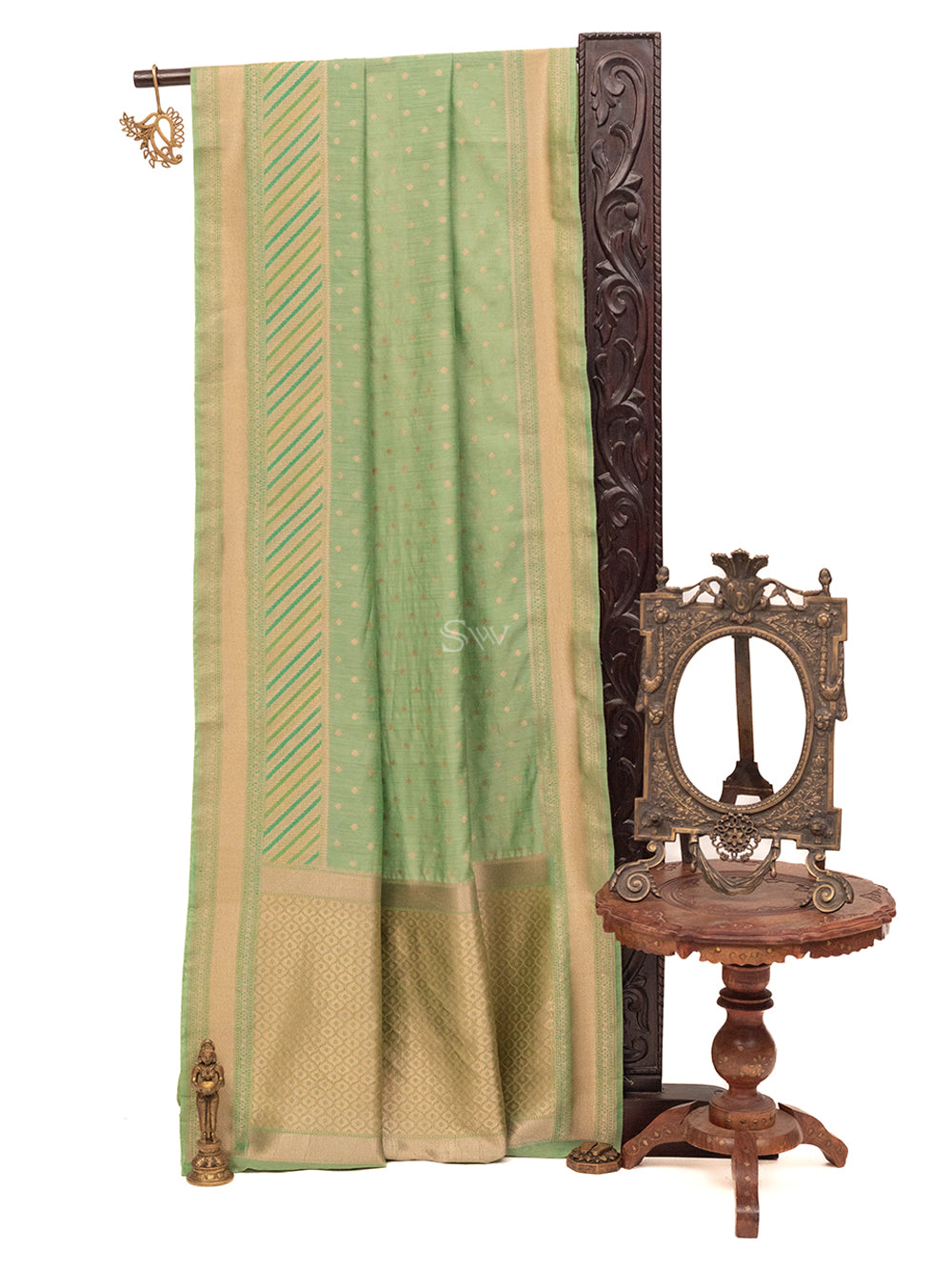 Sea Green Booti Moonga Silk Handloom Banarasi Saree - Sacred Weaves