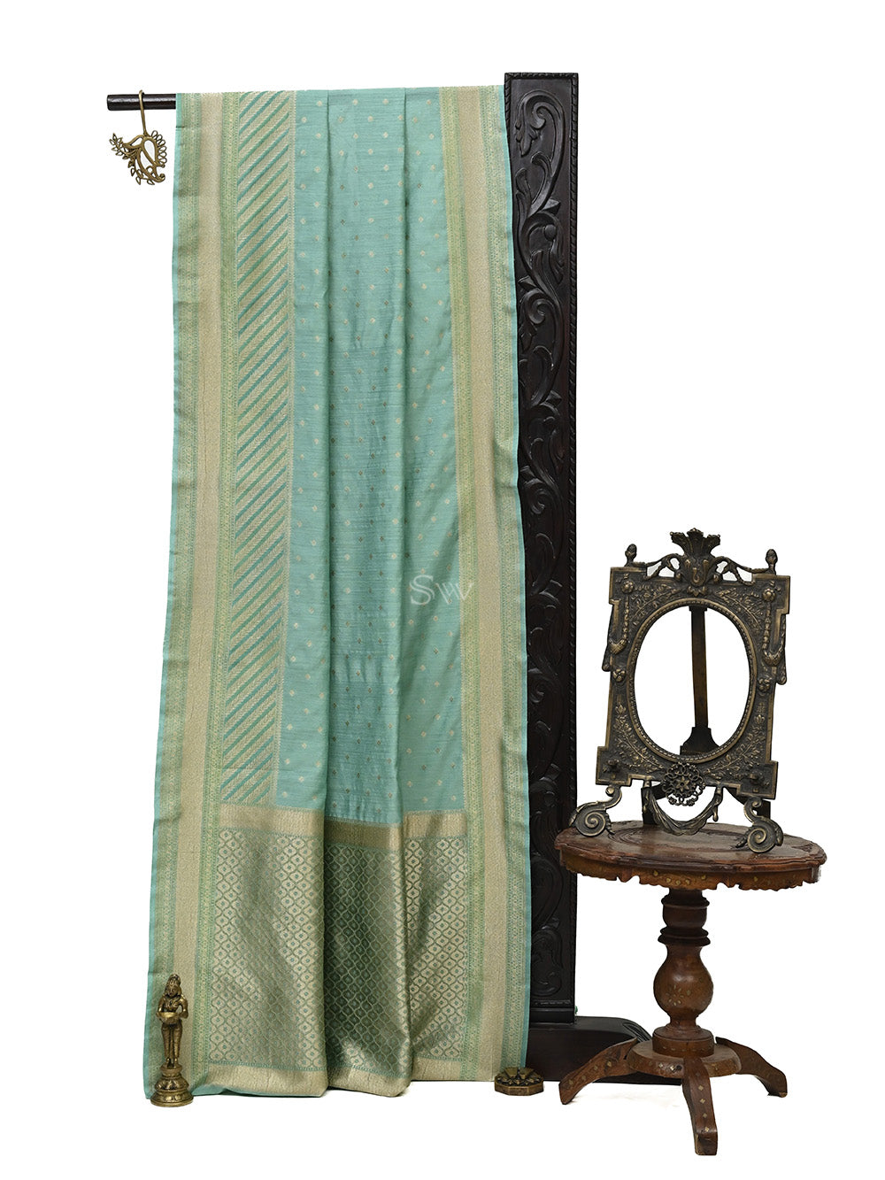Aqua Green Booti Moonga Silk Handloom Banarasi Saree - Sacred Weaves