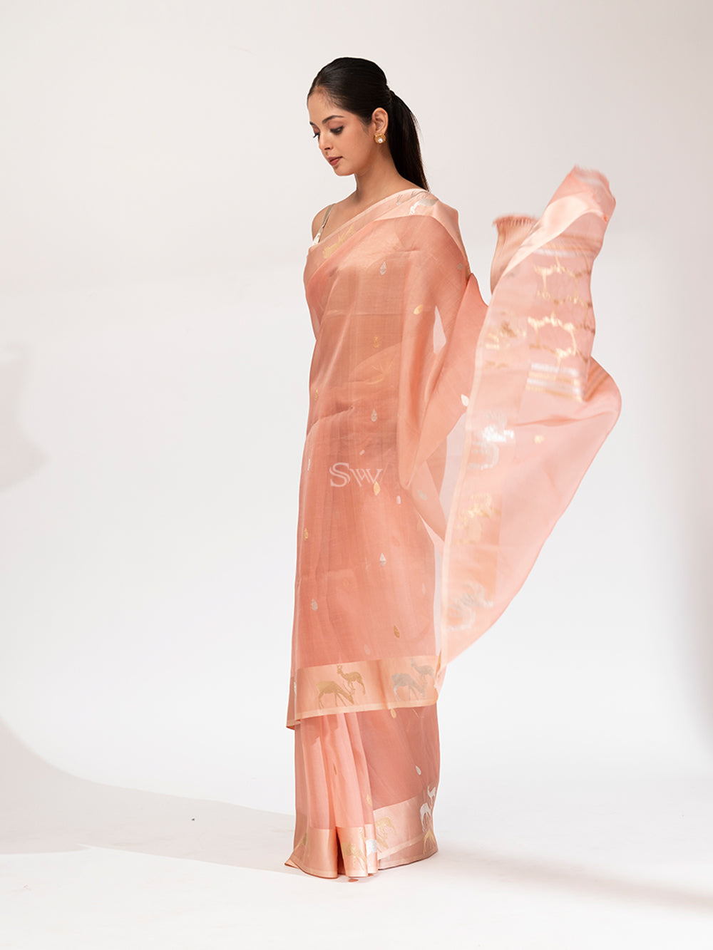 Rose Gold Booti Organza Handloom Banarasi Saree - Sacred Weaves