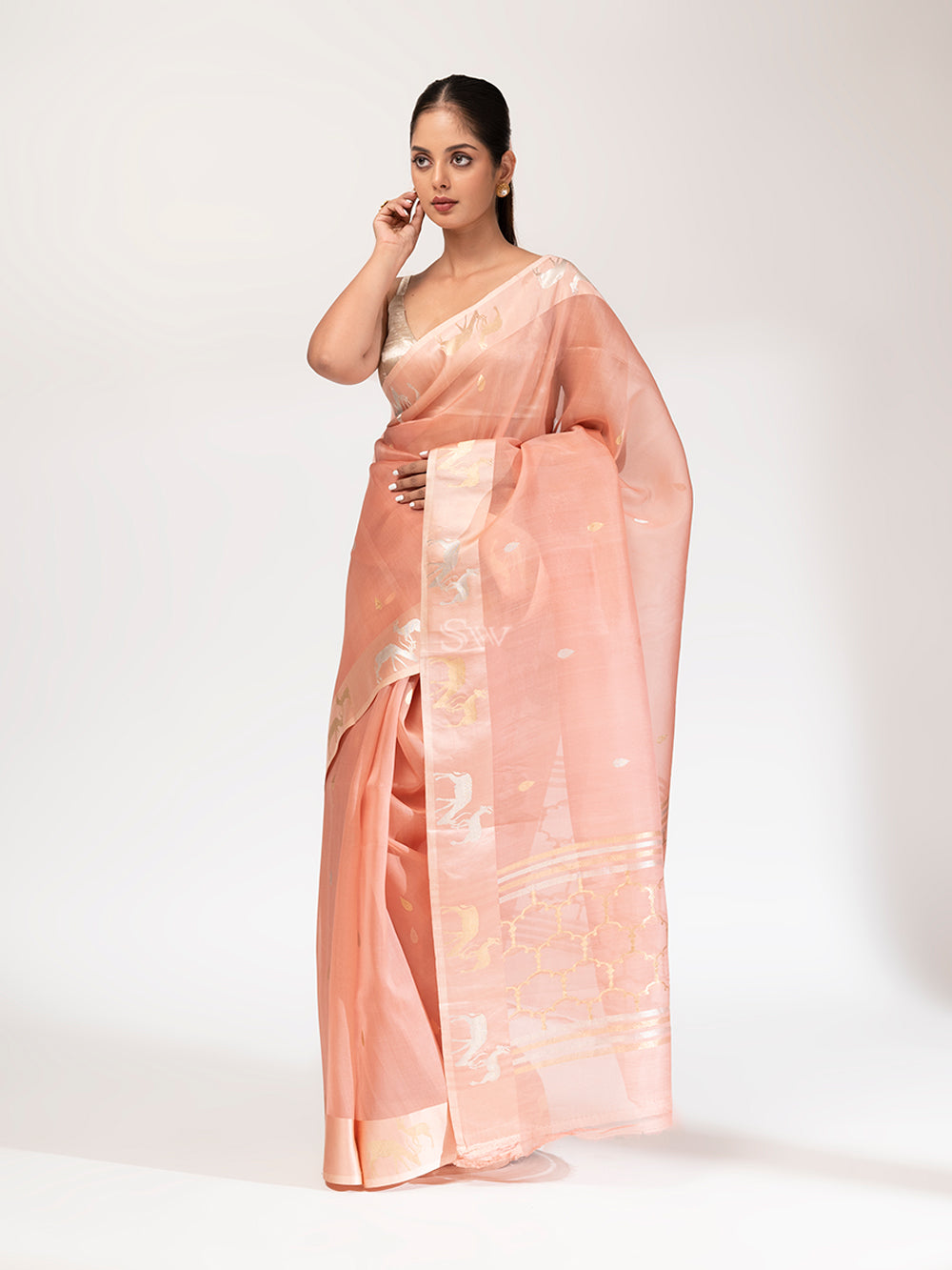 Rose Gold Booti Organza Handloom Banarasi Saree - Sacred Weaves