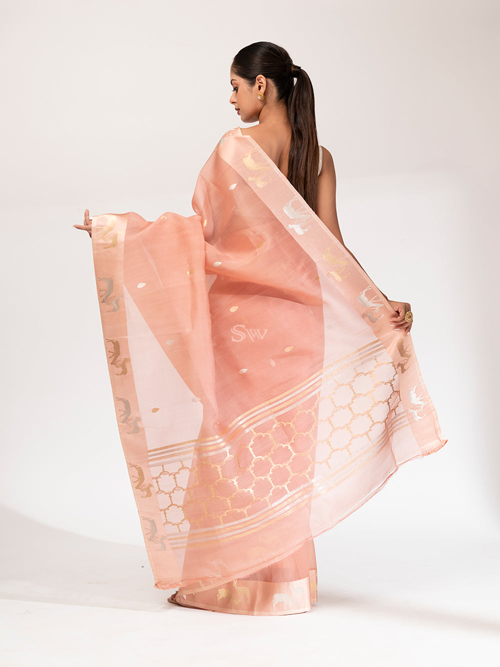 Rose Gold Booti Organza Handloom Banarasi Saree - Sacred Weaves