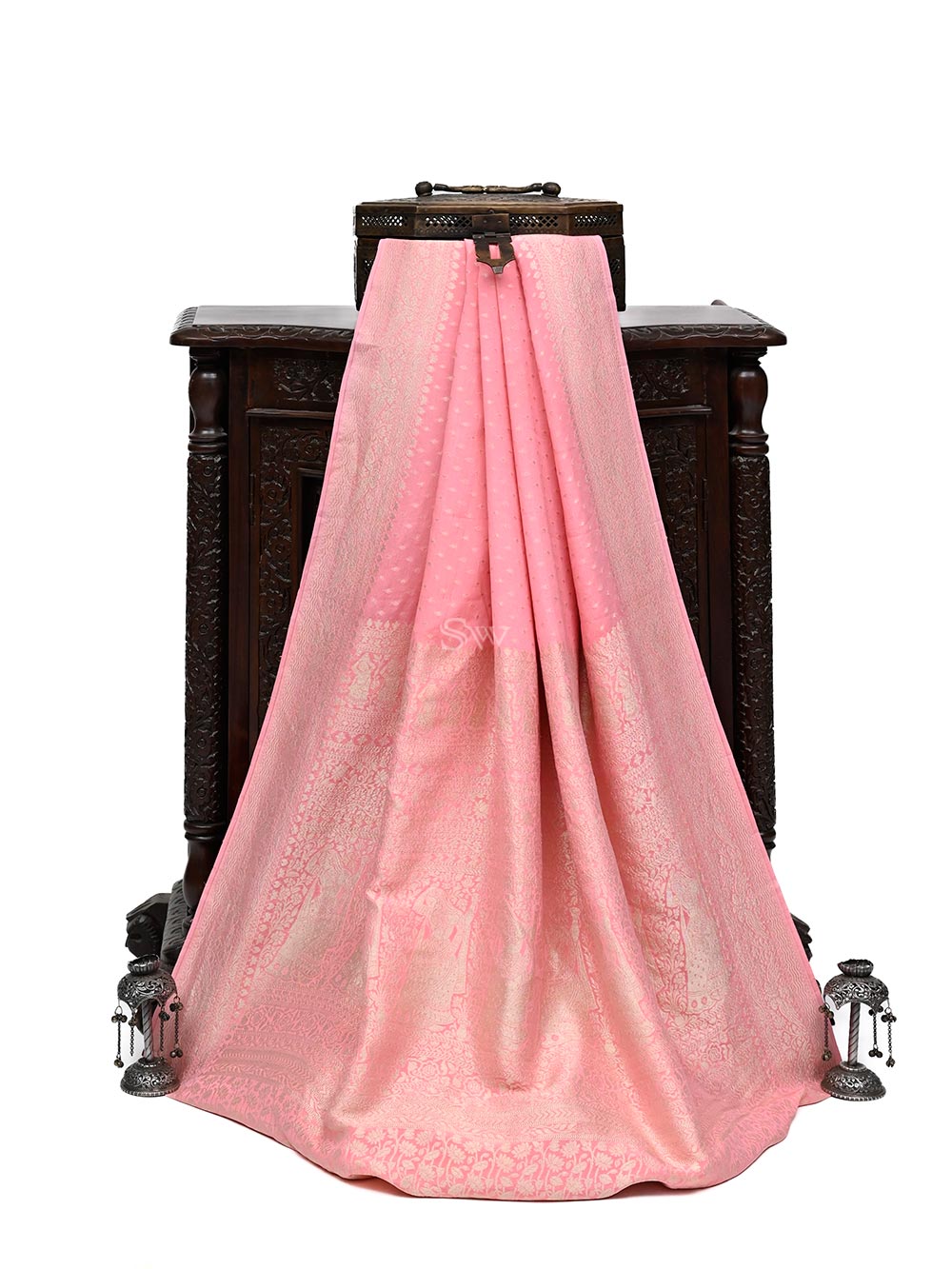 Coral Pink Crepe Silk Booti Handloom Banarasi Saree - Sacred Weaves