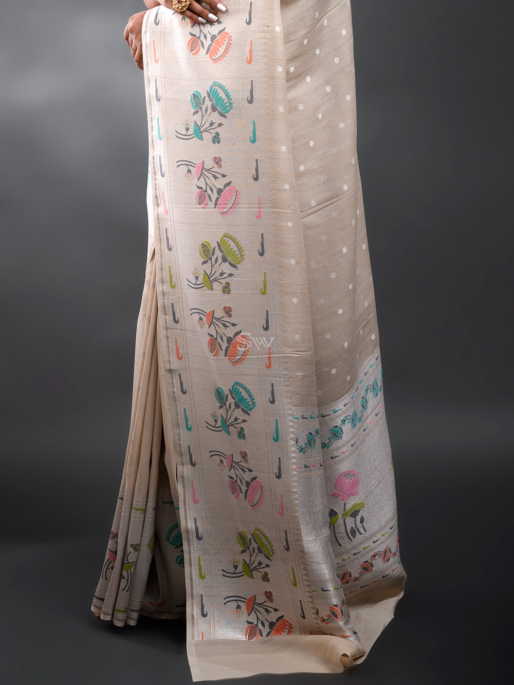 Beige Tussar Georgette Handloom Banarasi Saree - Sacred Weaves