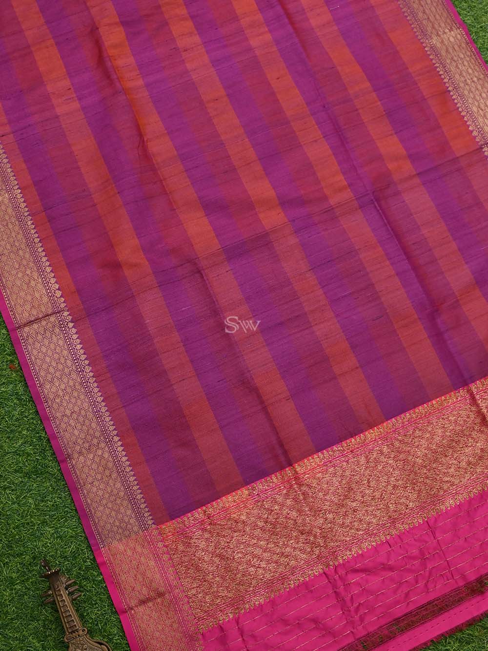 Magenta Red Tussar Silk Handloom Banarasi Dupatta - Sacred Weaves