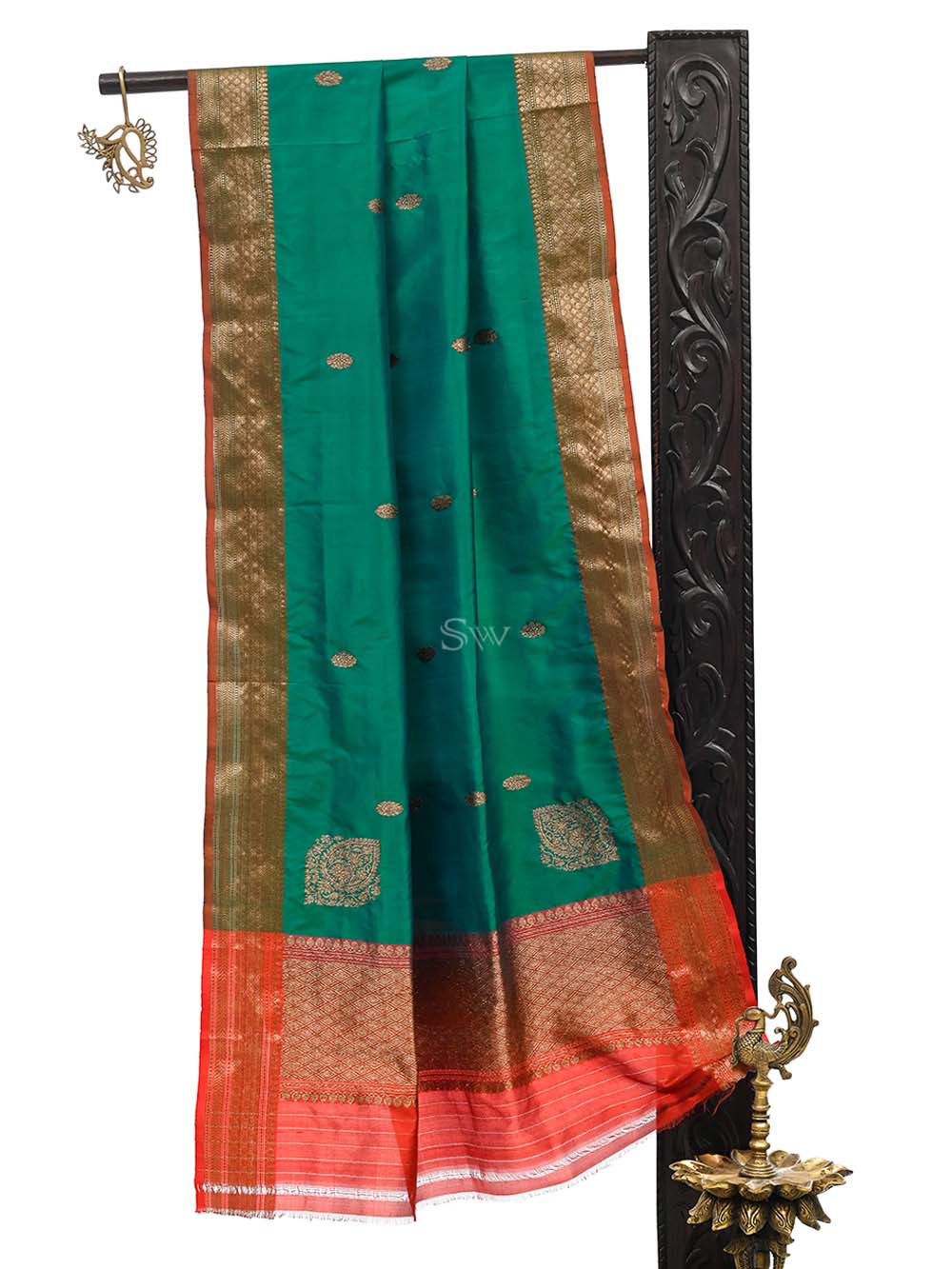 Green Booti Katan Silk Handloom Banarasi Dupatta - Sacred Weaves