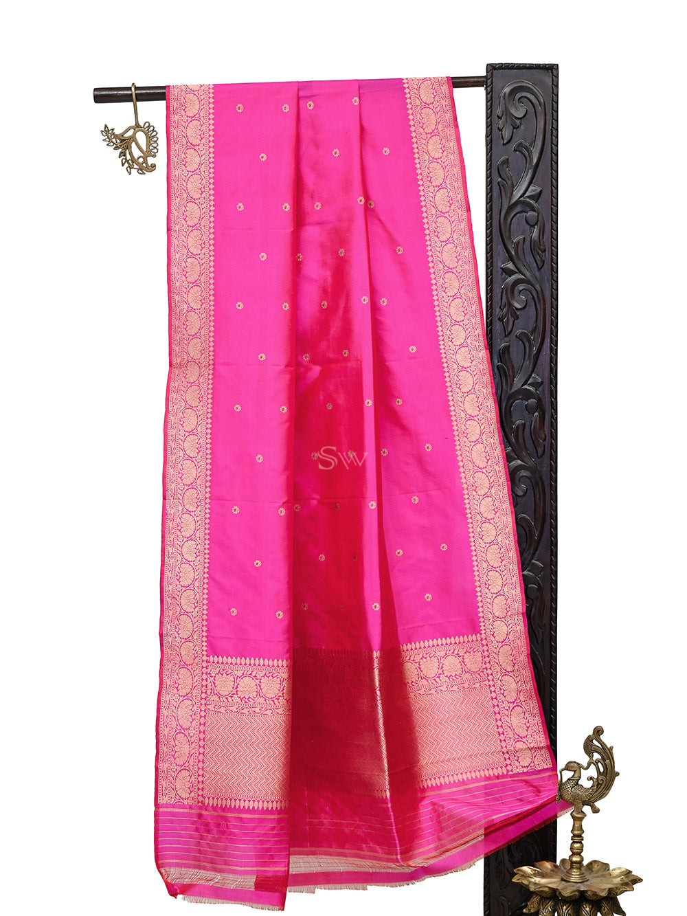 Magenta Katan Silk Handloom Banarasi Dupatta - Sacred Weaves