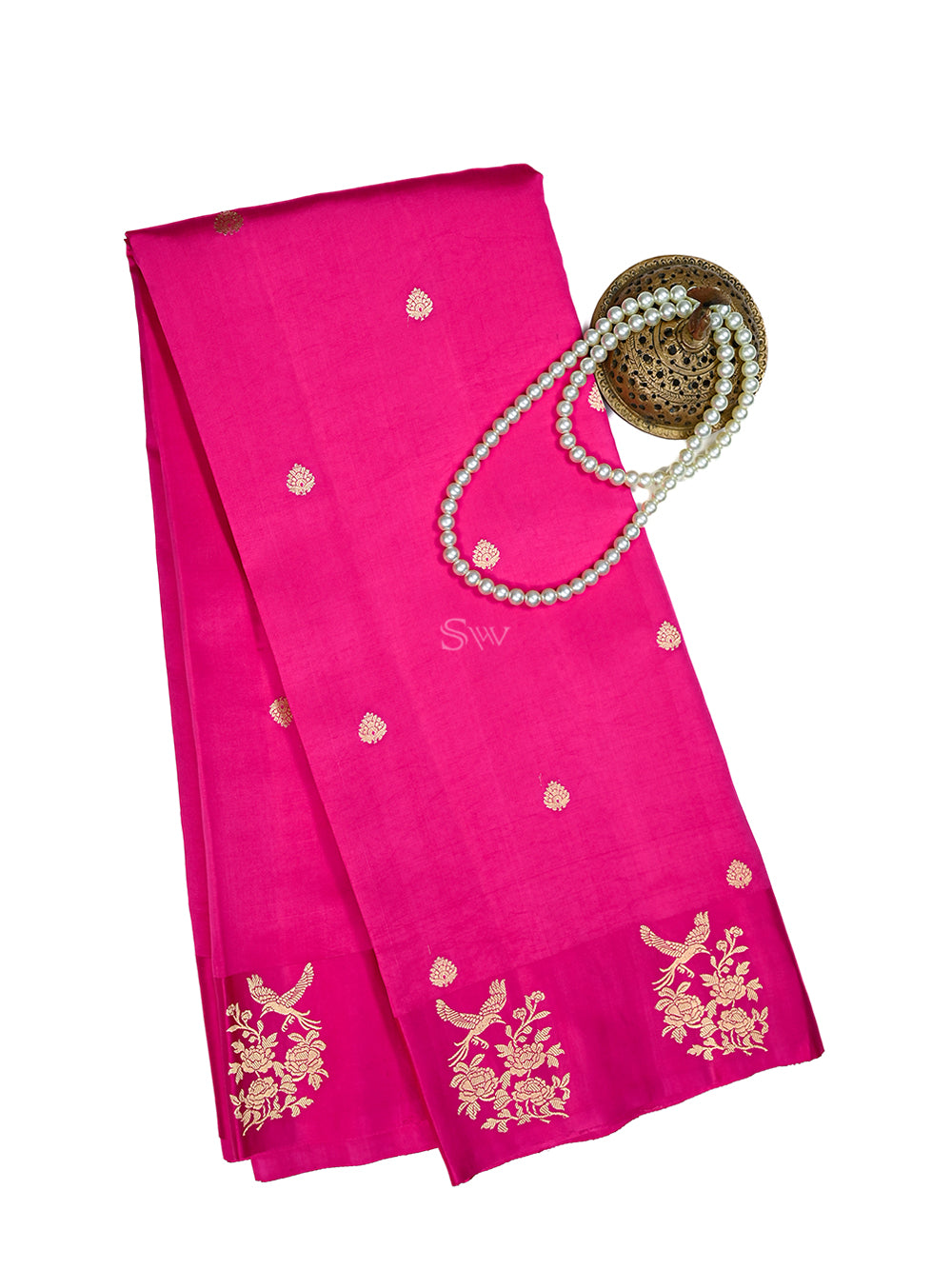 Magenta Booti Katan Silk Handloom Banarasi Saree