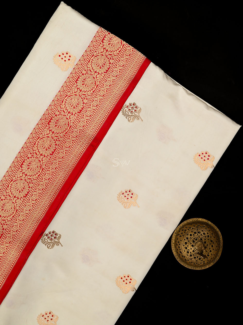 White Booti Satin Silk Handloom Banarasi Saree - Sacred Weaves