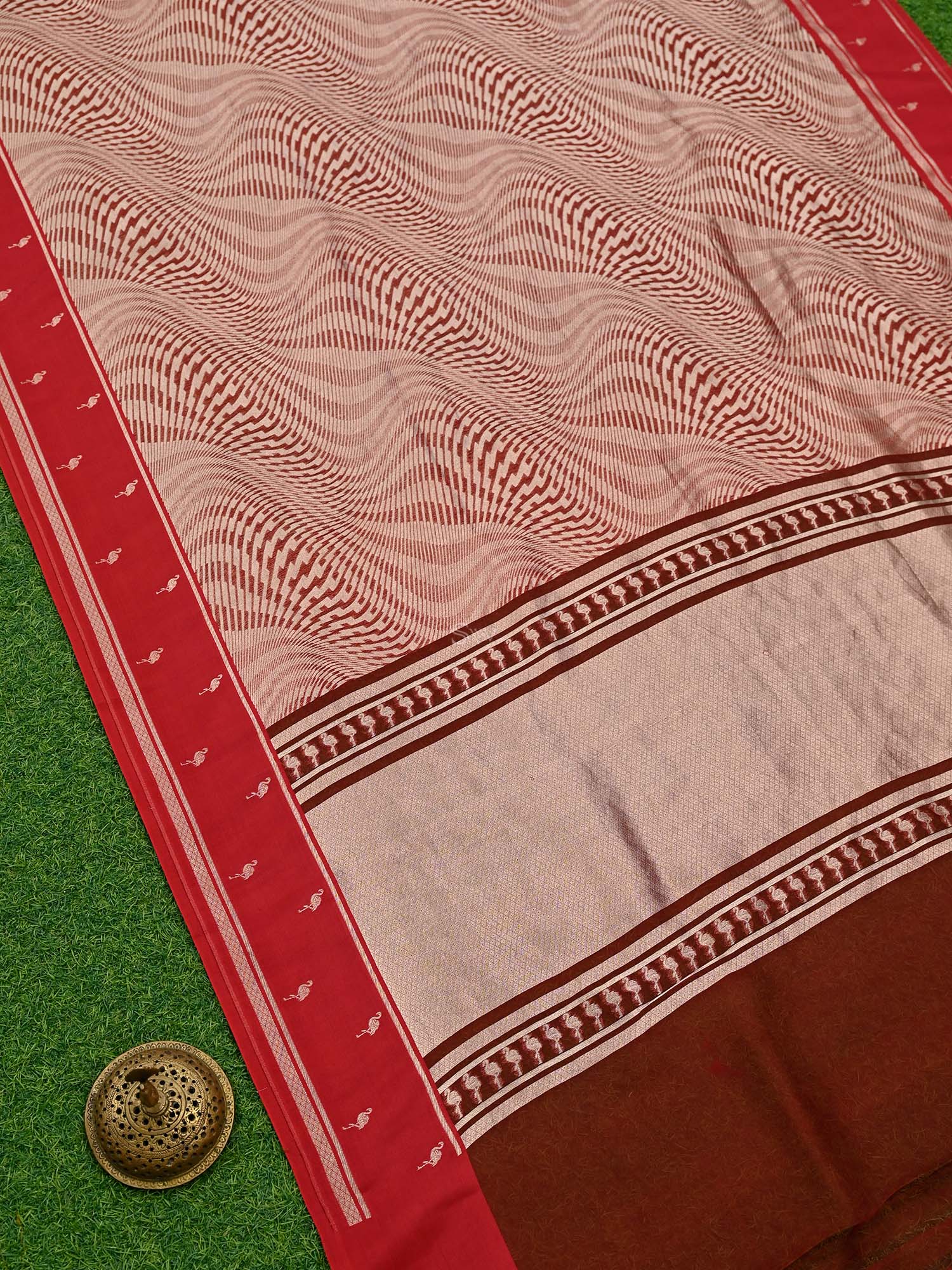 Maroon Silk Brocade Handloom Banarasi Saree - Sacred Weaves