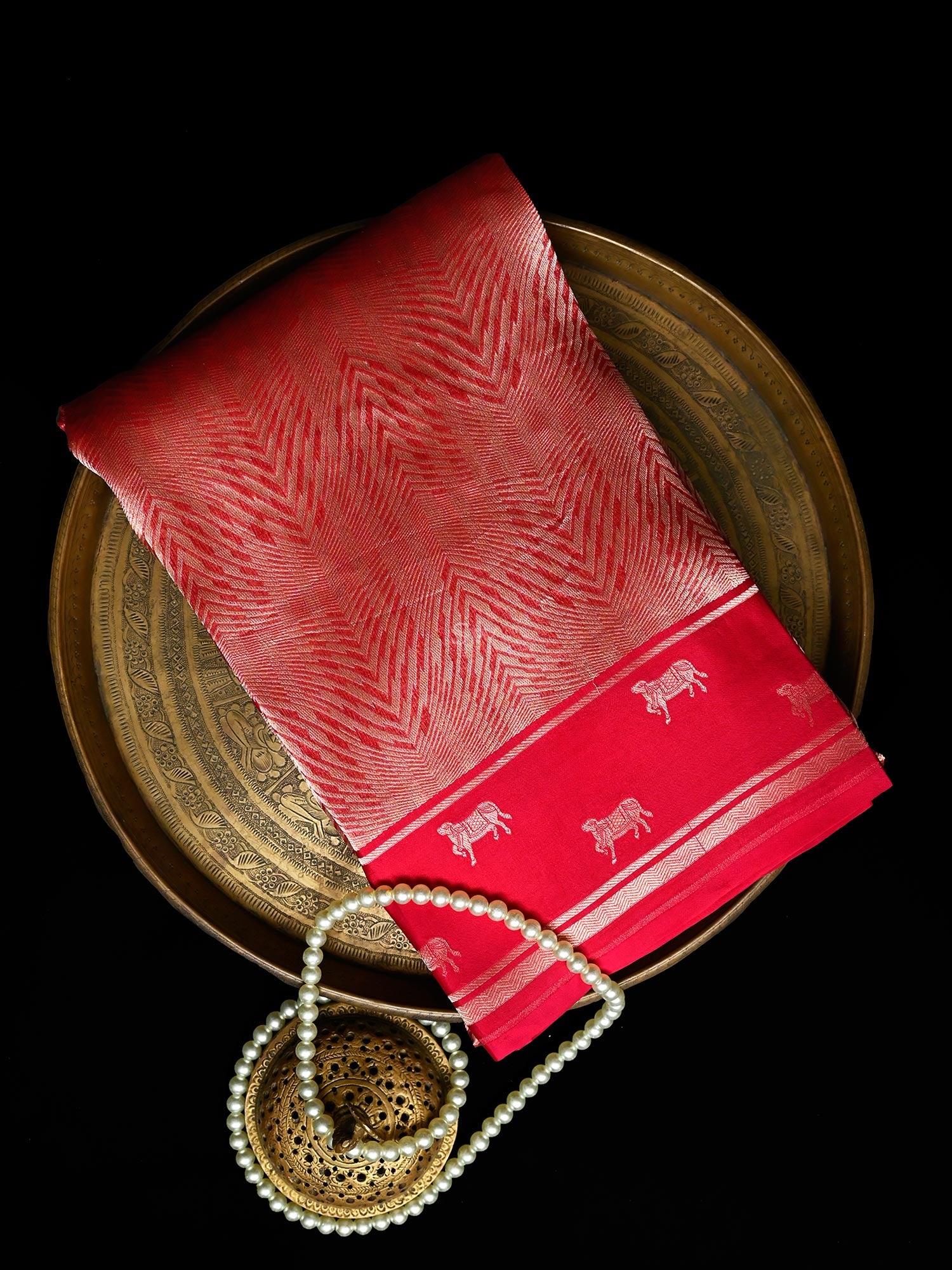 Magenta Silk Brocade Handloom Banarasi Saree - Sacred Weaves