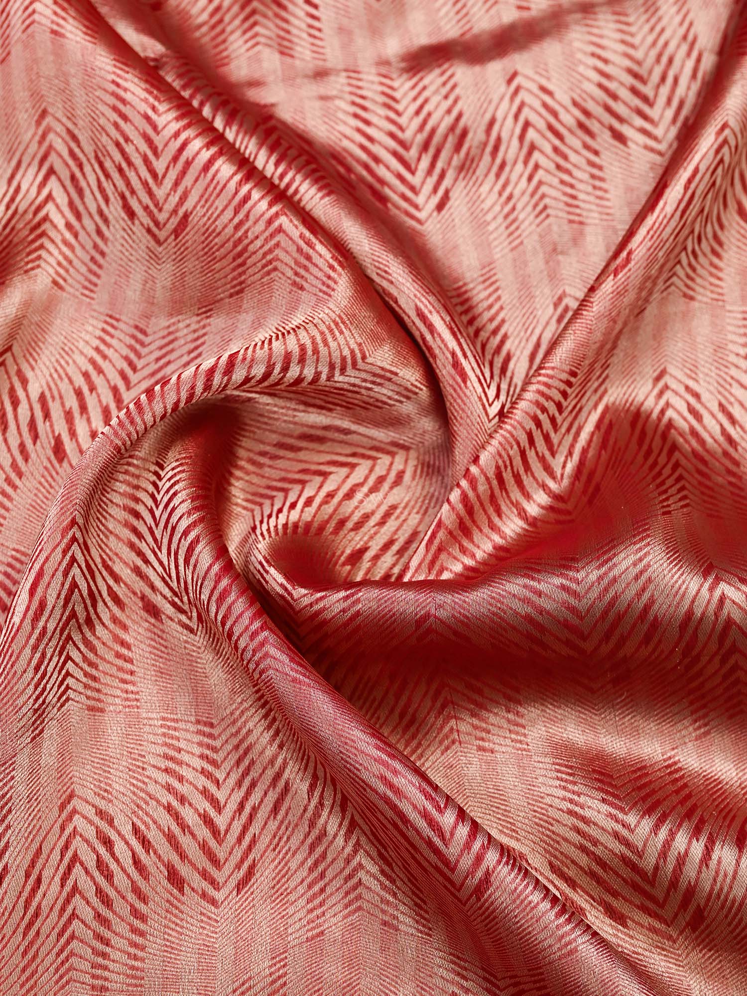 Magenta Silk Brocade Handloom Banarasi Saree - Sacred Weaves