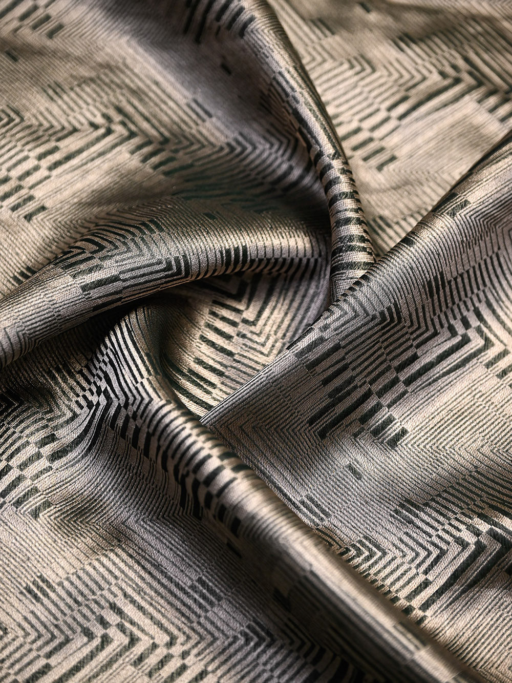 Bottle Green Silk Brocade Handloom Banarasi Saree