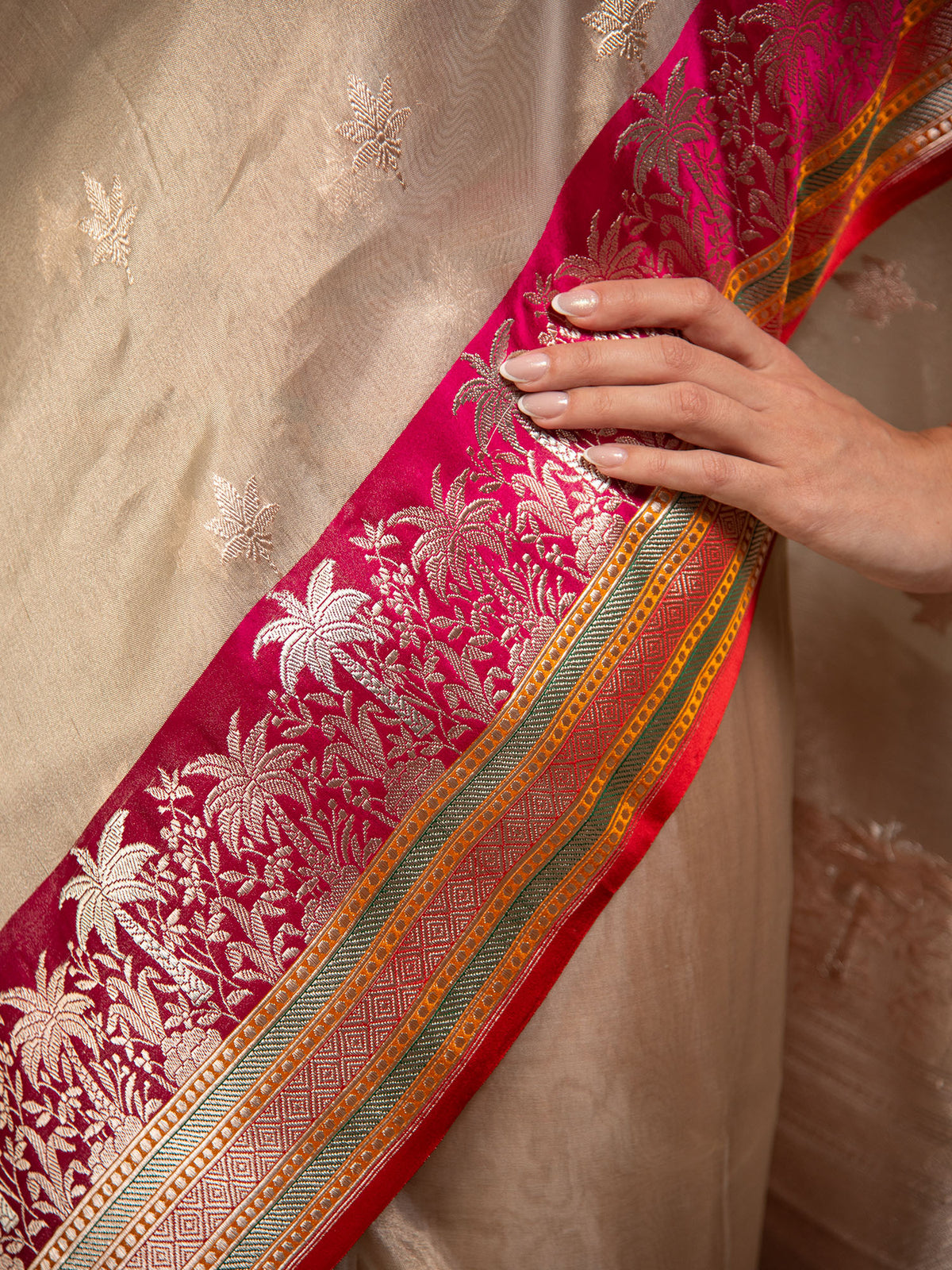 Beige Booti Organza Tissue Silk Handloom Banarasi Saree
