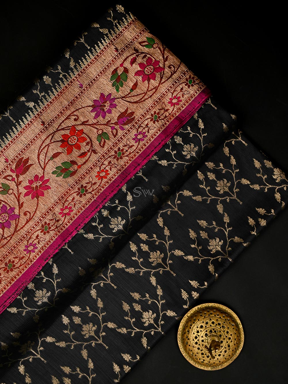 Black Paithani Dupion Silk Handloom Banarasi Saree