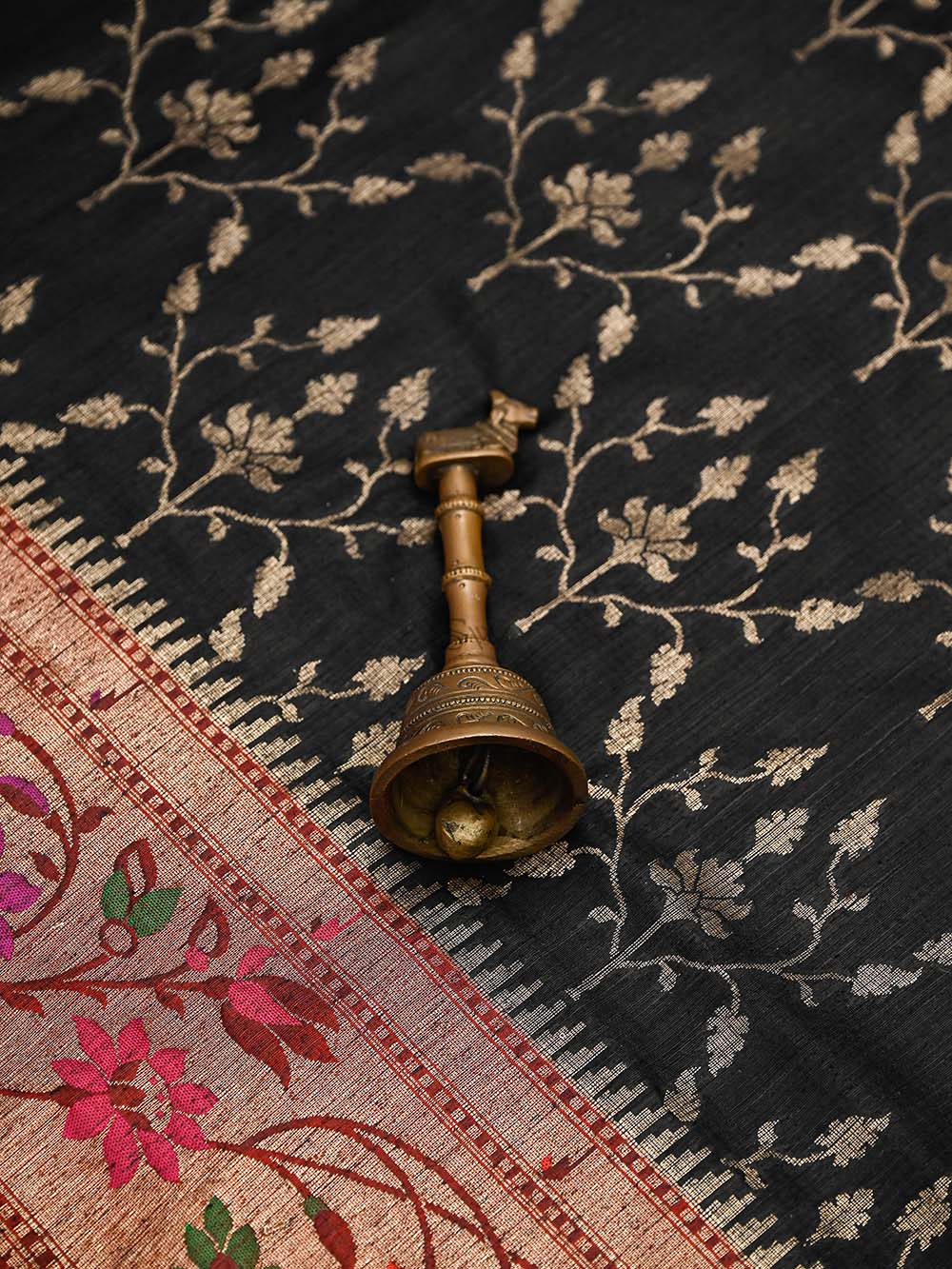 Black Paithani Dupion Silk Handloom Banarasi Saree