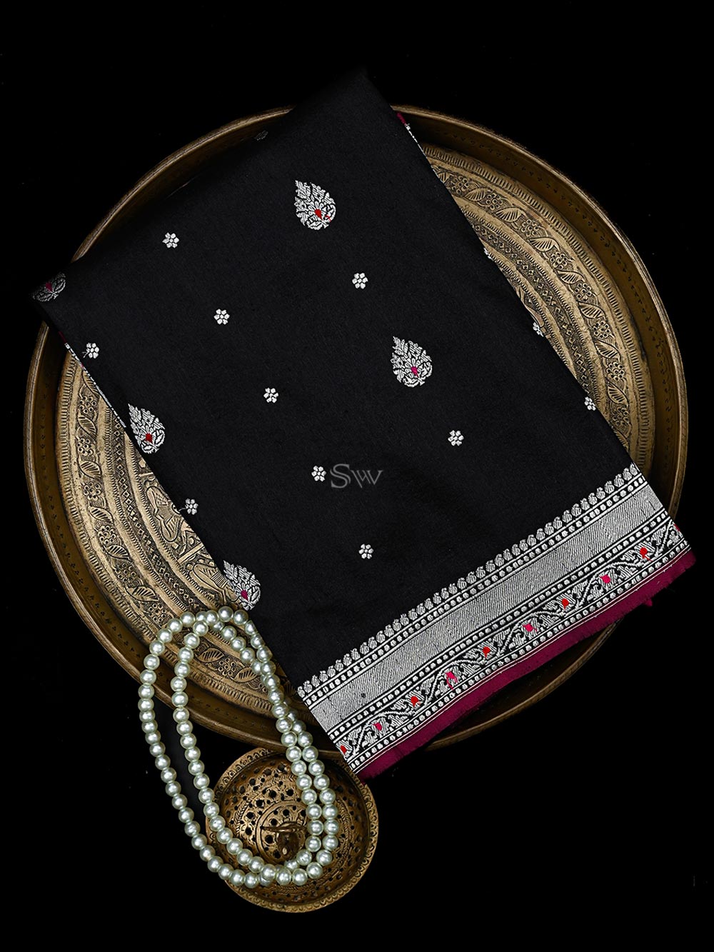 Black Booti Tussar Silk Handloom Banarasi Saree