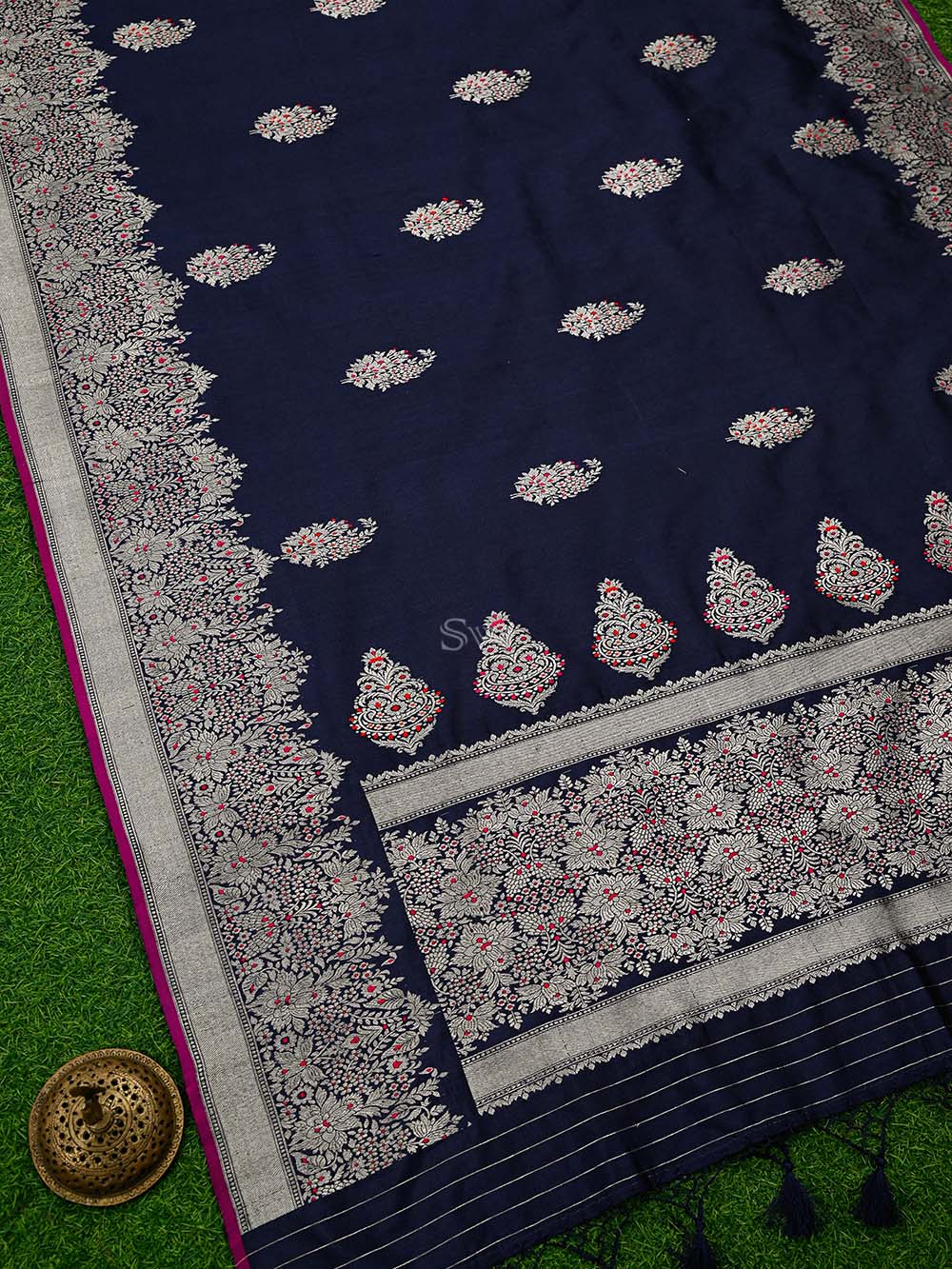 Navy Blue Meenakari Boota Tussar Silk Handloom Banarasi Saree