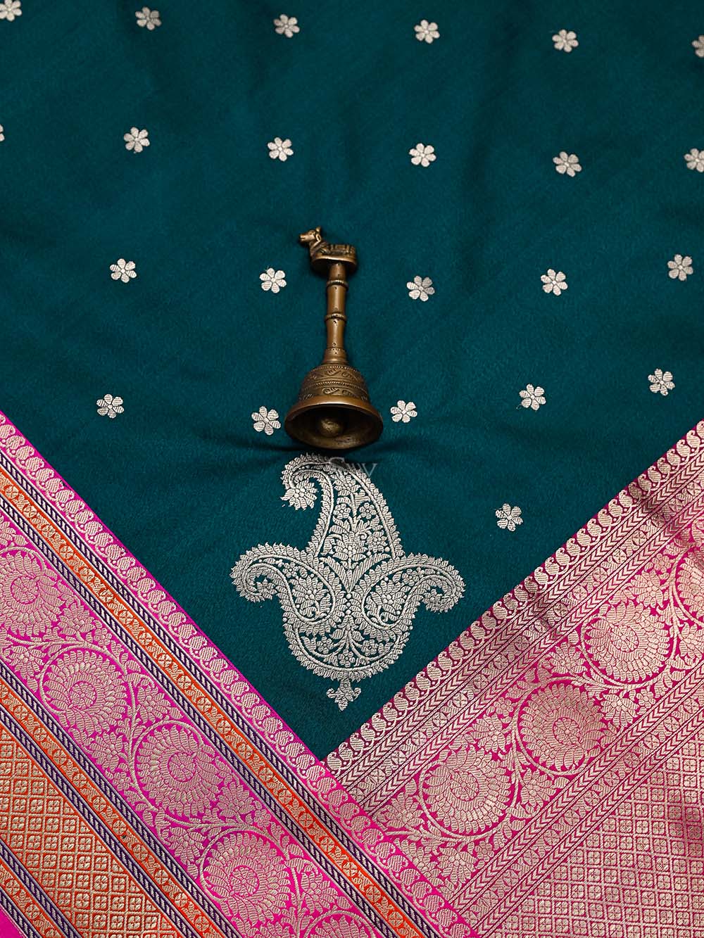 Teal Green Booti Konia Tussar Silk Handloom Banarasi Saree