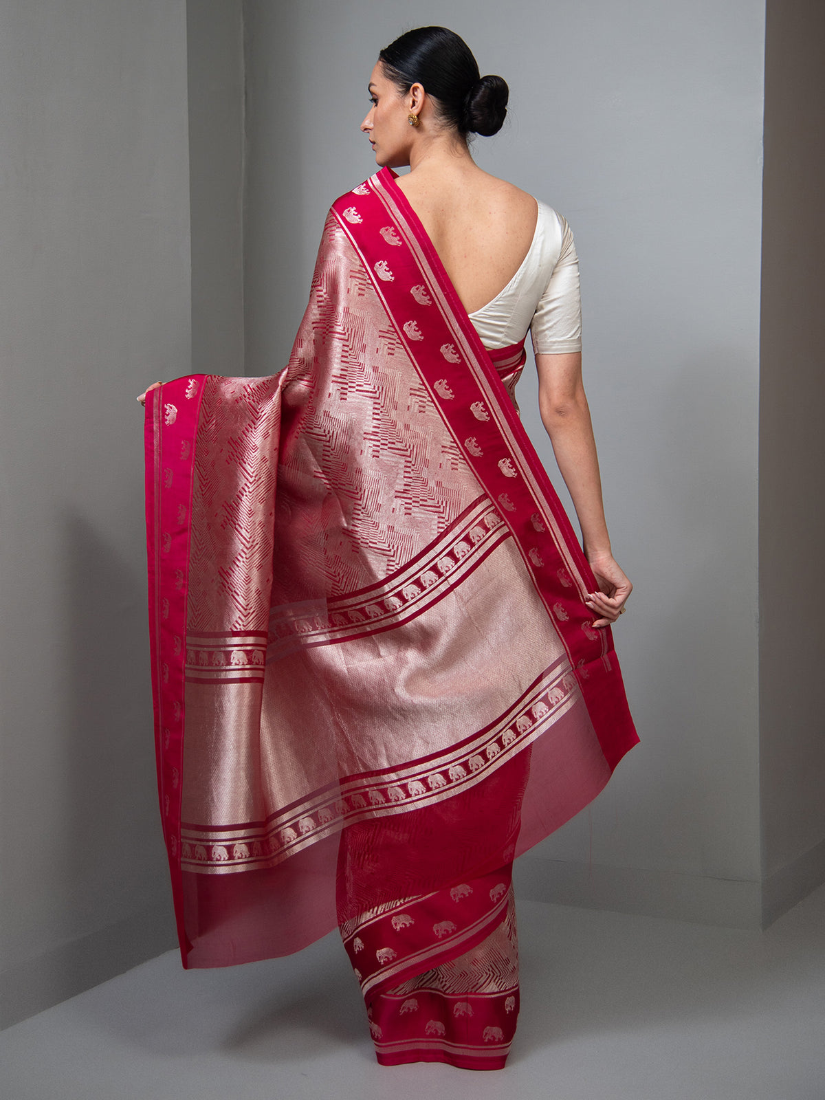 Dark Pink Silk Brocade Handloom Banarasi Saree