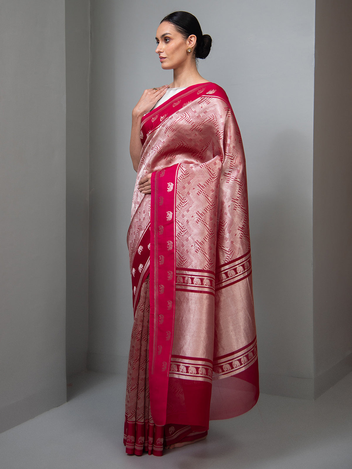 Dark Pink Silk Brocade Handloom Banarasi Saree