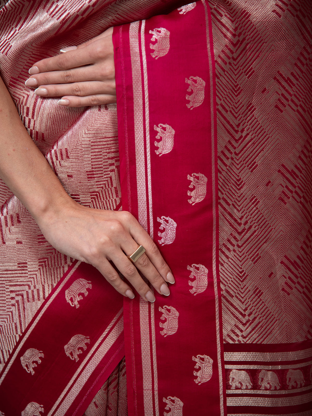 Dark Pink Silk Brocade Handloom Banarasi Saree