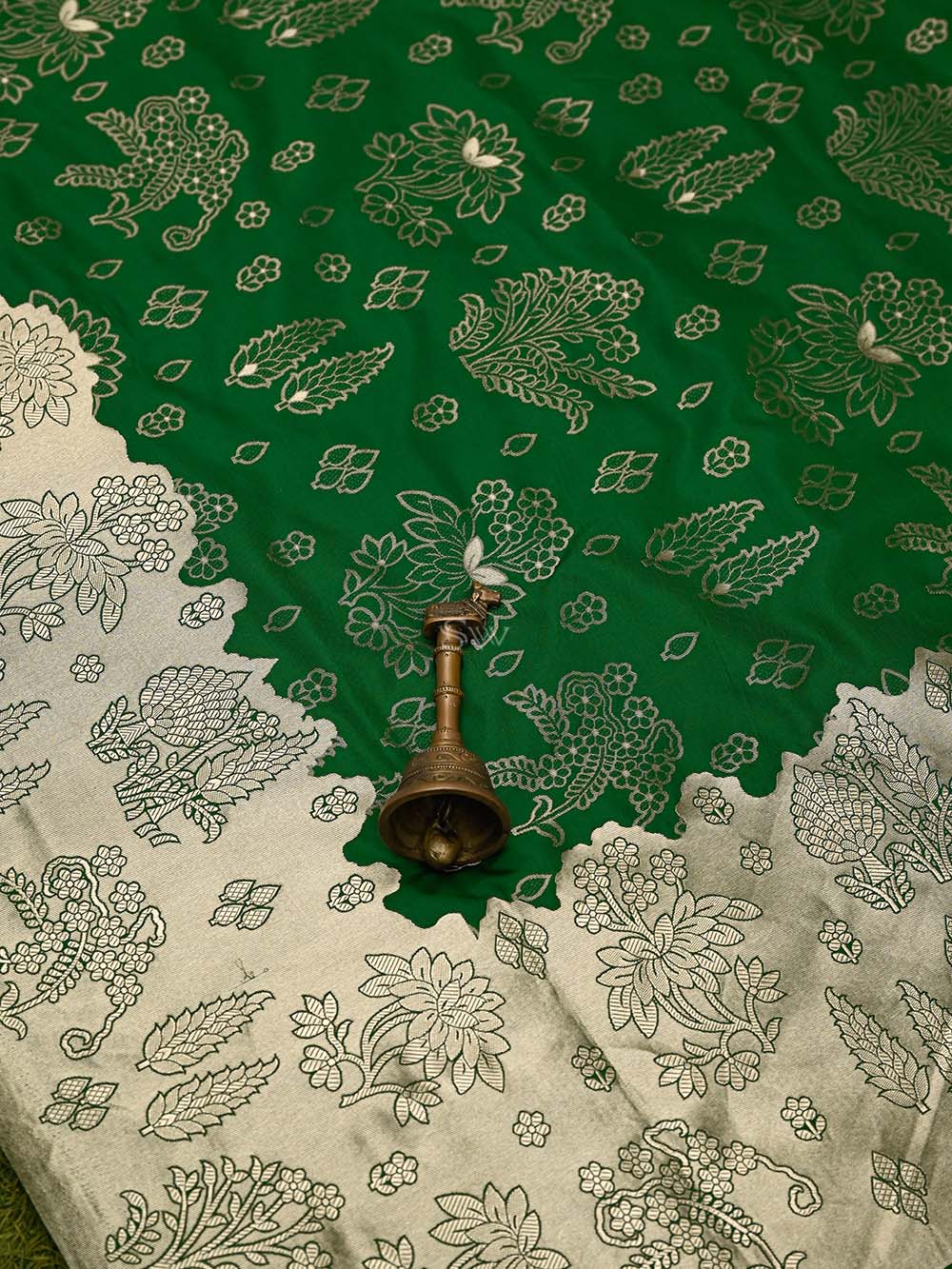 Bottle Green Jaal Katan Silk Handloom Banarasi Saree